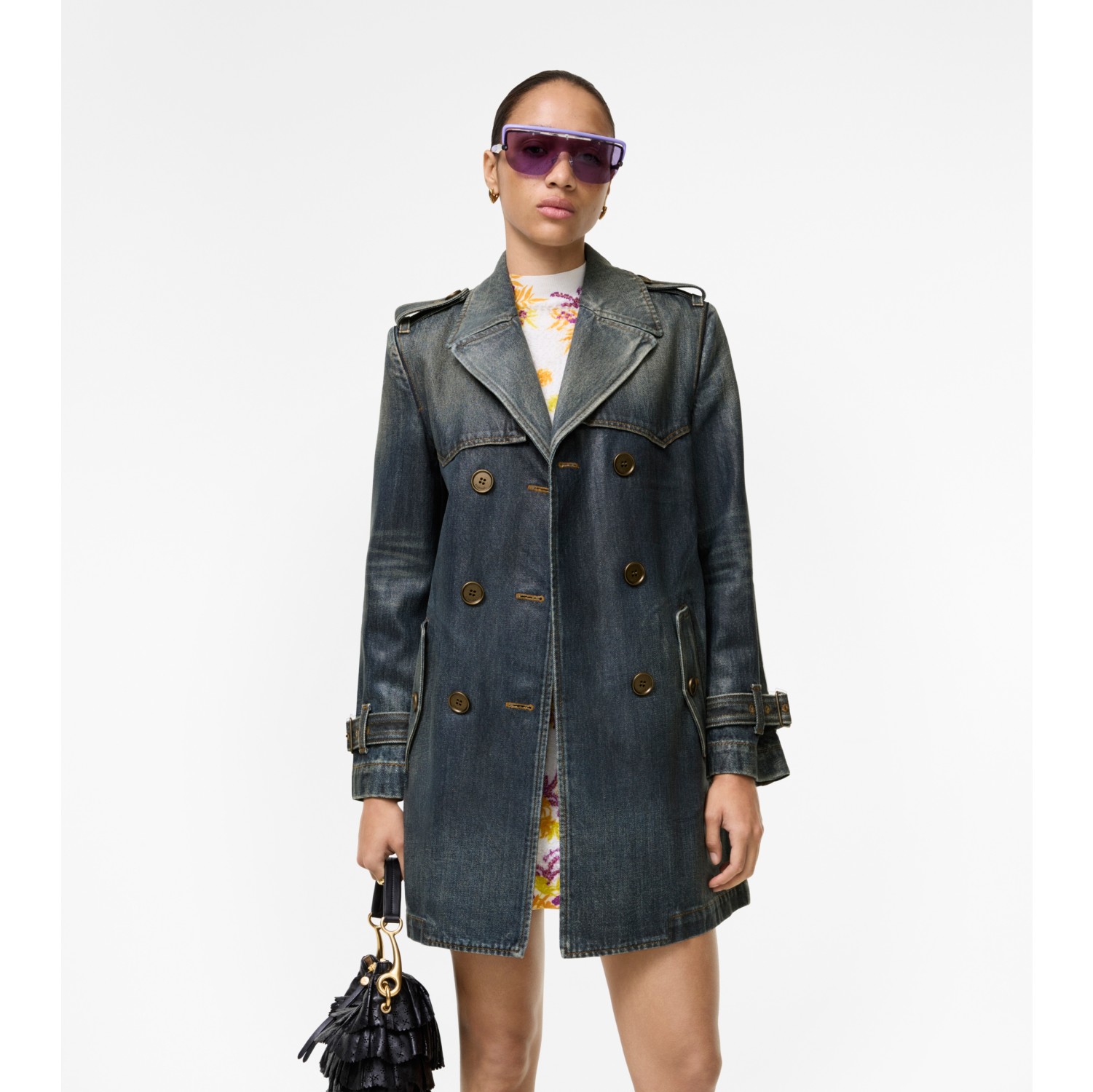 Roy　　　バーバリー プローサム デニムトレンチコート Short Coated Denim Trench Coat in Mid blue - Women, Cotton