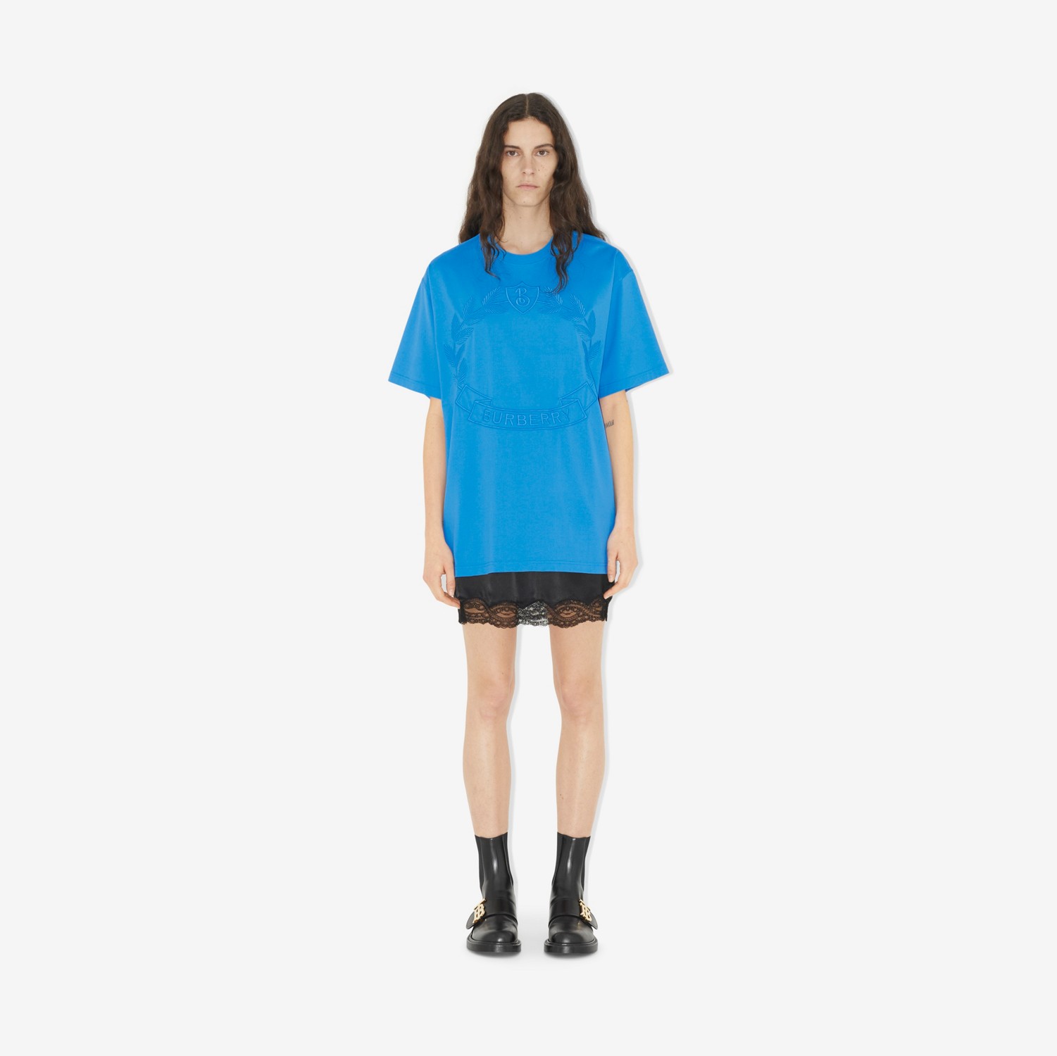 Oak Leaf Crest Cotton Oversized T-shirt in Vivid Blue - Women | Burberry® Official
