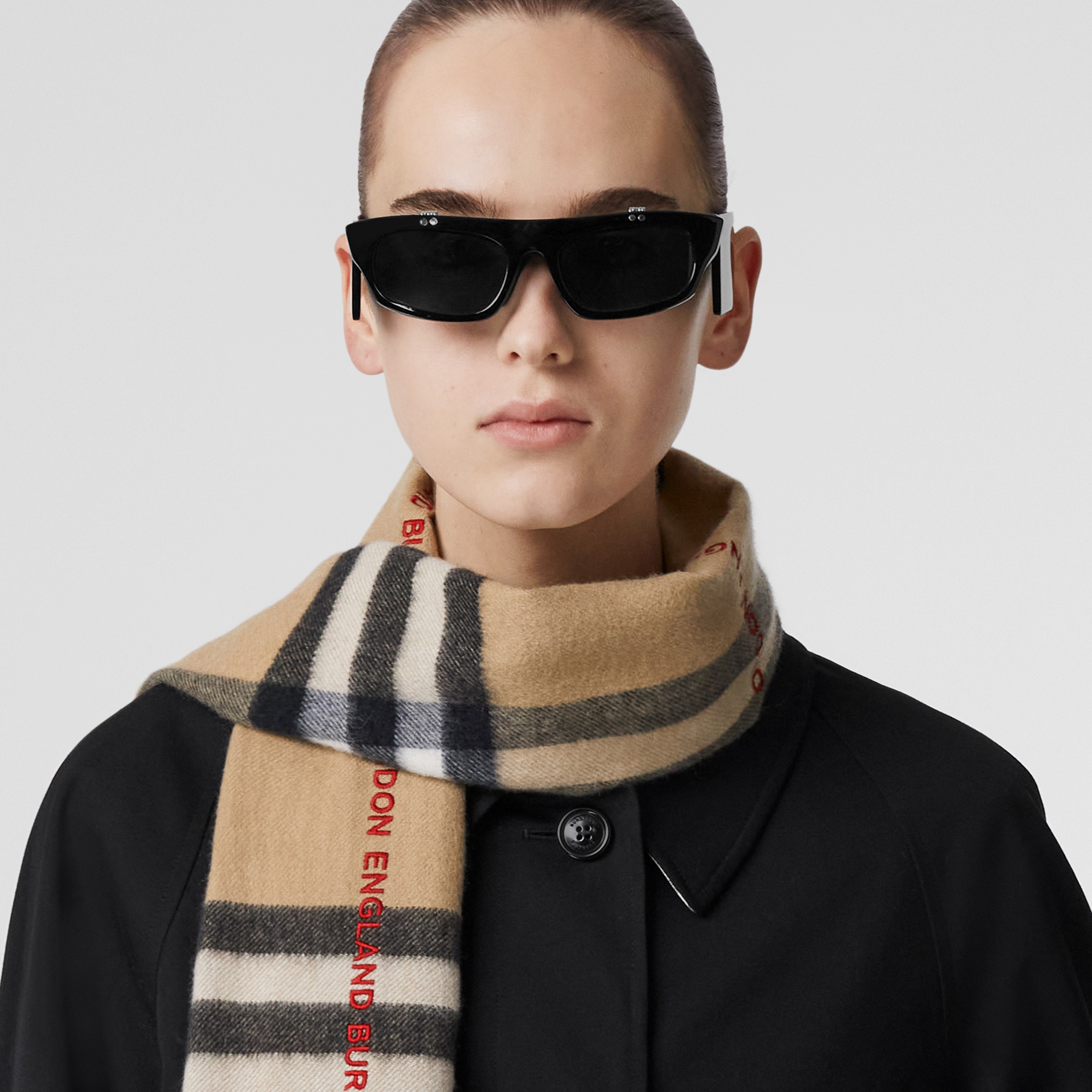 Logo Check Cashmere Scarf in Archive Beige | Burberry® Official - 3