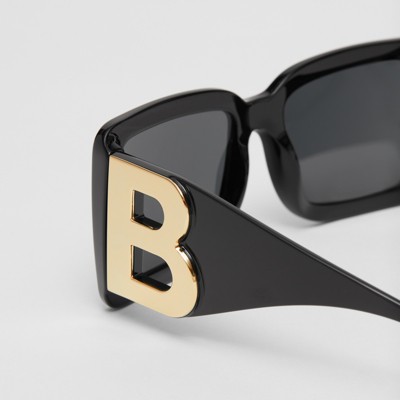 Bモチーフ スクエアフレーム サングラス (ブラック) | Burberry®公式サイト