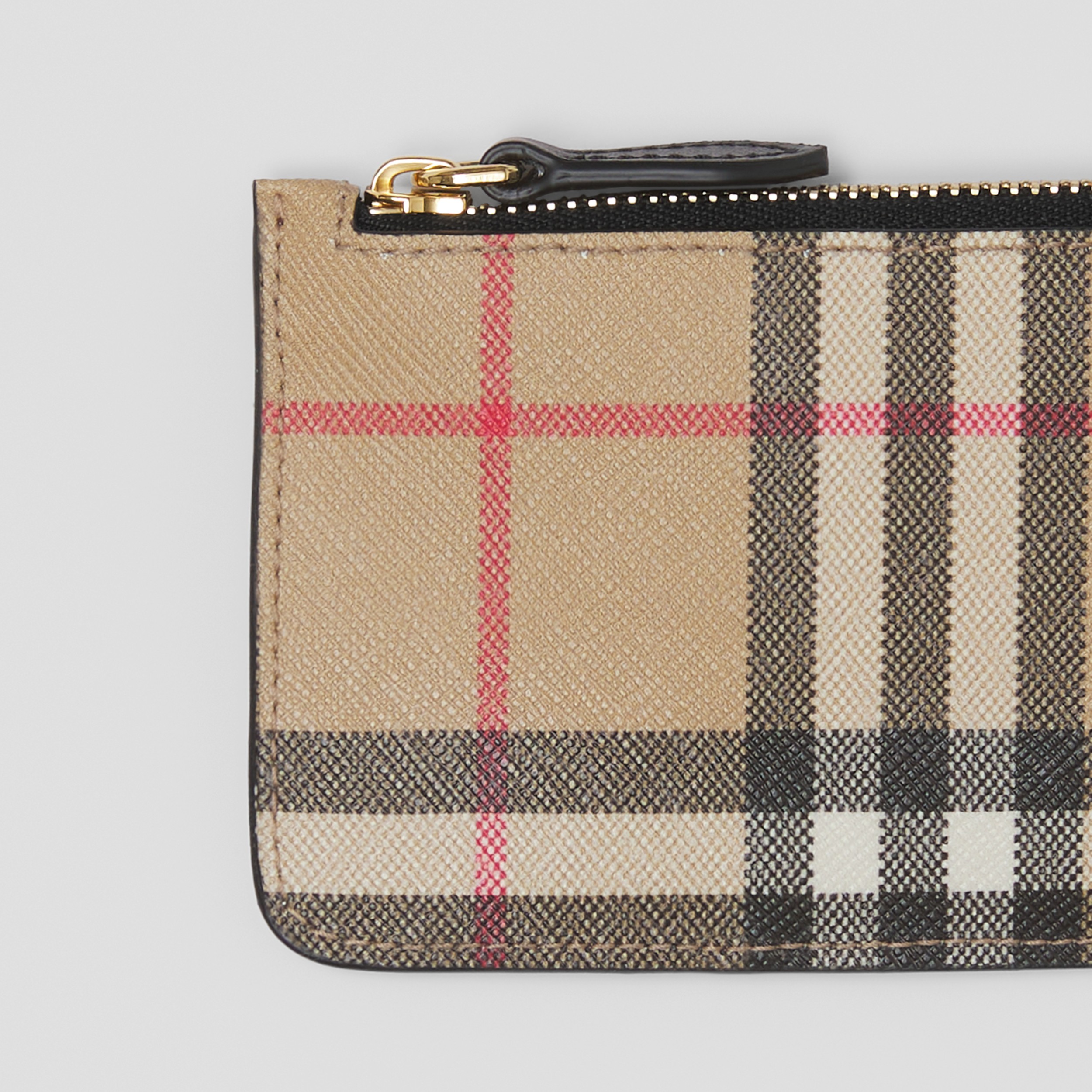 Porte-cartes zippé en cuir et Vintage check (Beige D'archive/noir) - Femme | Site officiel Burberry® - 2