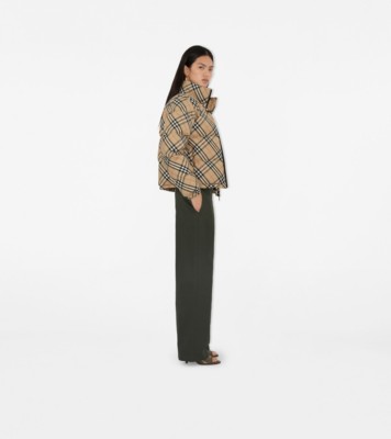 BURBERRY ピンクベージュ ダウンジャケット 38 Burberry blue label label/down/38/ - Gem