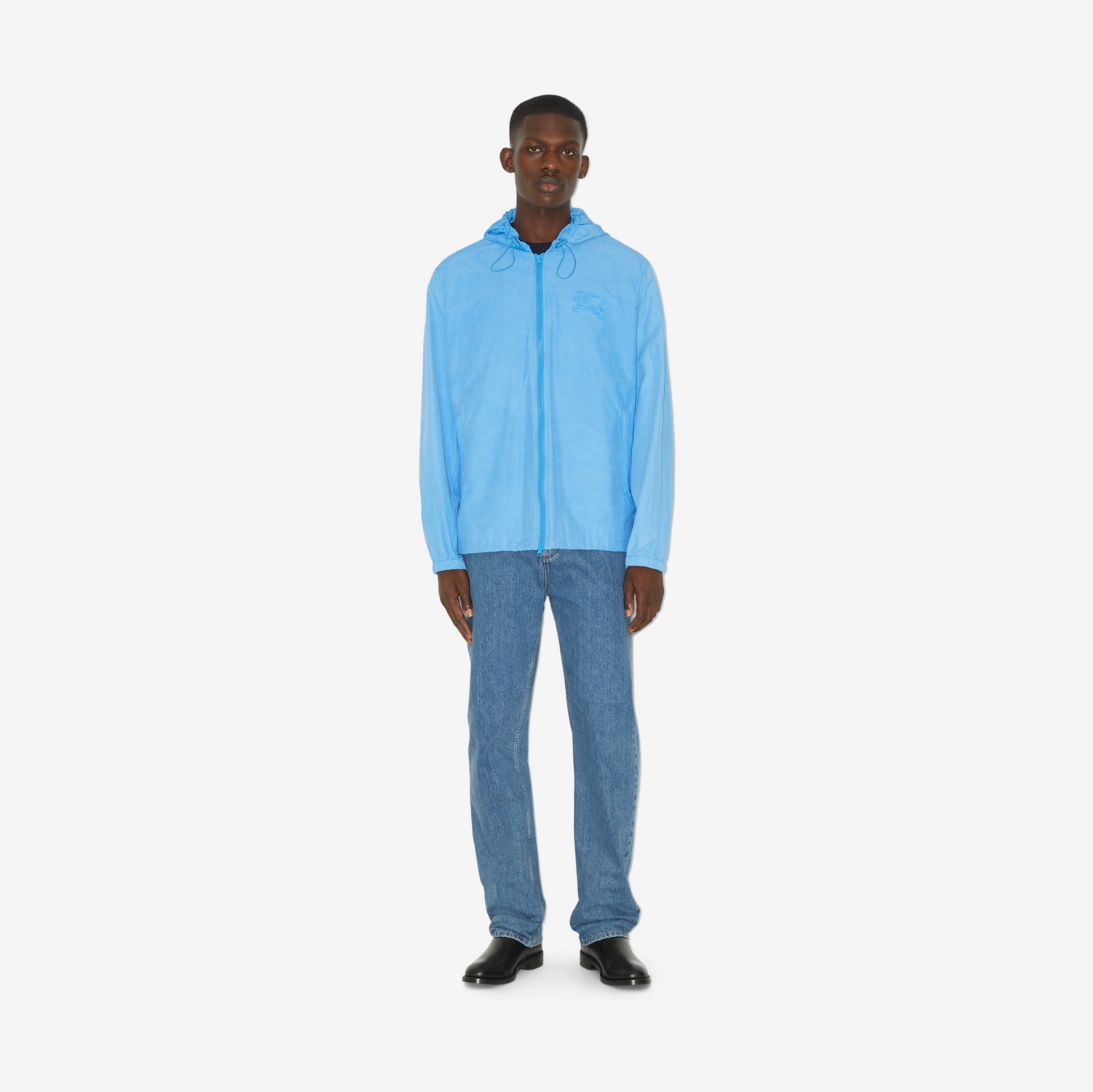 Chaqueta en algodón técnico con capucha y EKD (Azul Cerúleo Intenso) - Hombre | Burberry® oficial