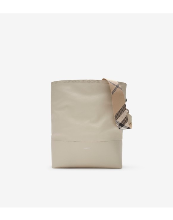 Medium B Clip Bucket Bag​