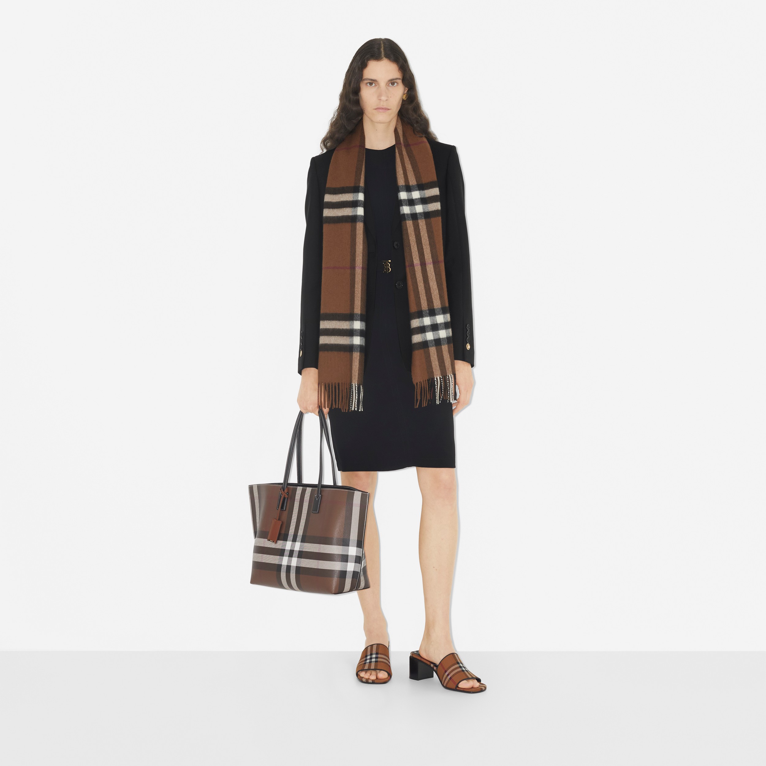 The Burberry Check Cashmere Scarf in Birch Brown | Burberry® Official - 4