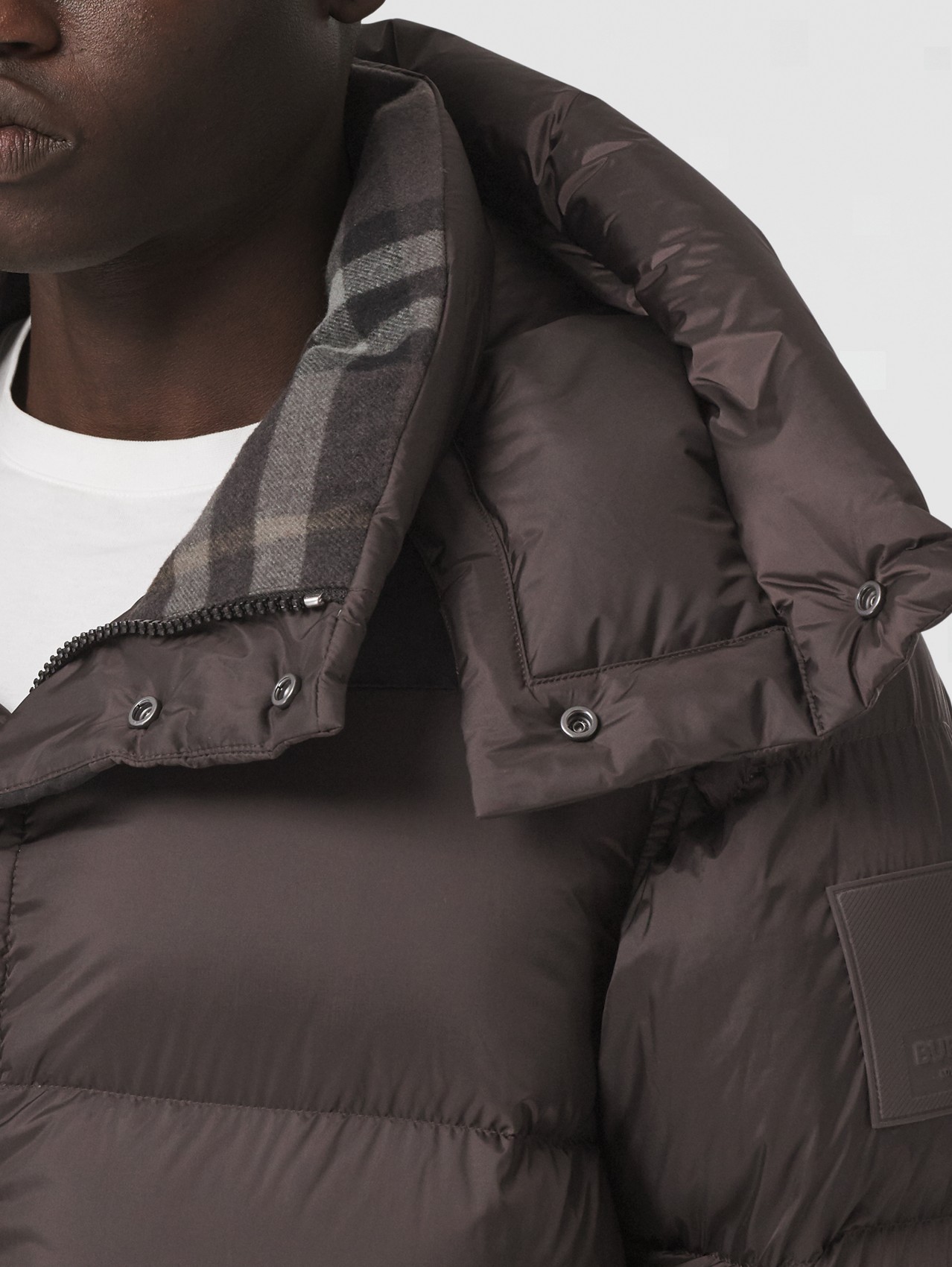 Detachable Sleeve Hooded Puffer Jacket in Dark Peat Brown