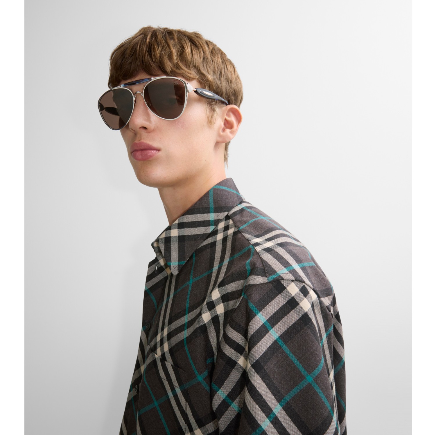 Heritage Aviator Sunglasses in Silver blue Burberry Official