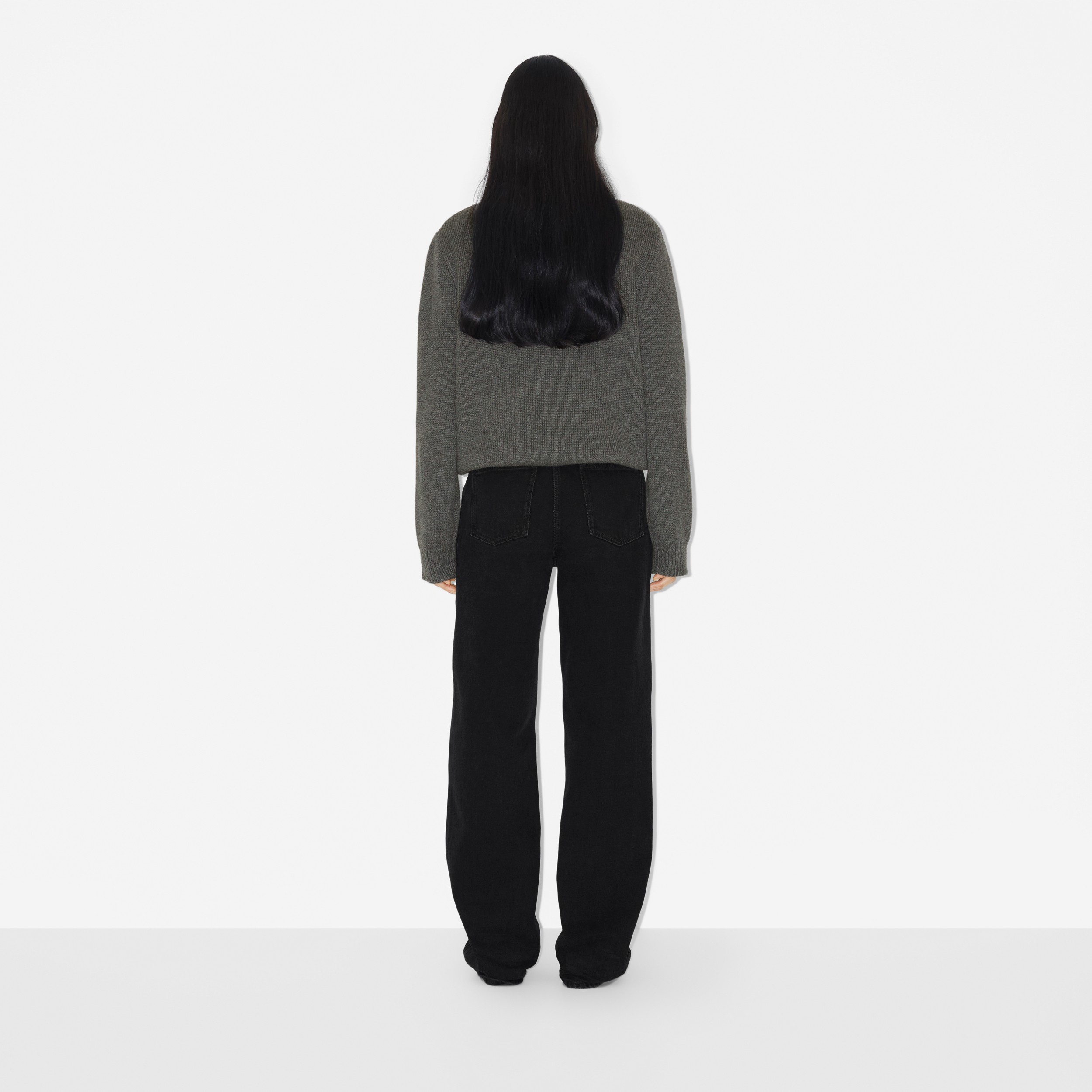 Suéter de lã e cashmere com emblema de folha de carvalho (Cinza Escuro Mesclado) - Mulheres | Burberry® oficial - 4