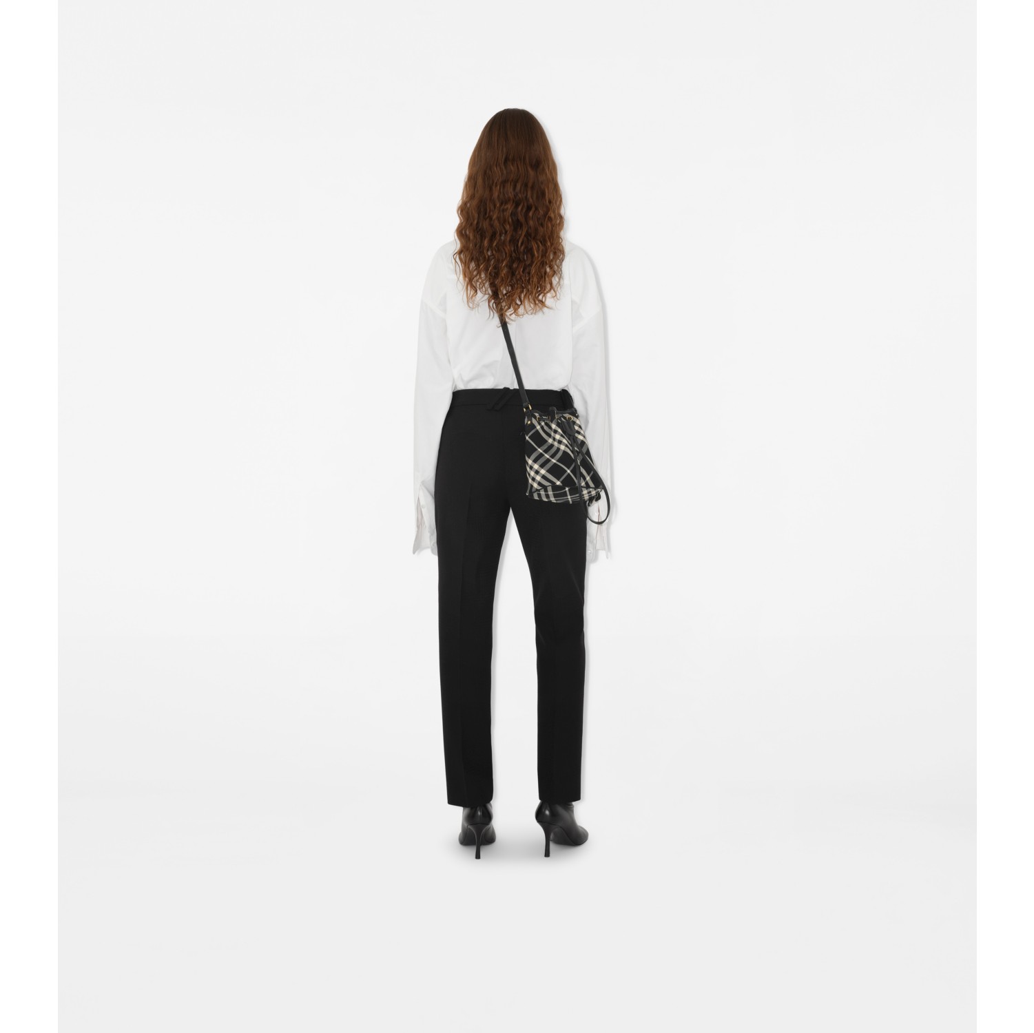 Bucket Bag in Check im Kleinformat