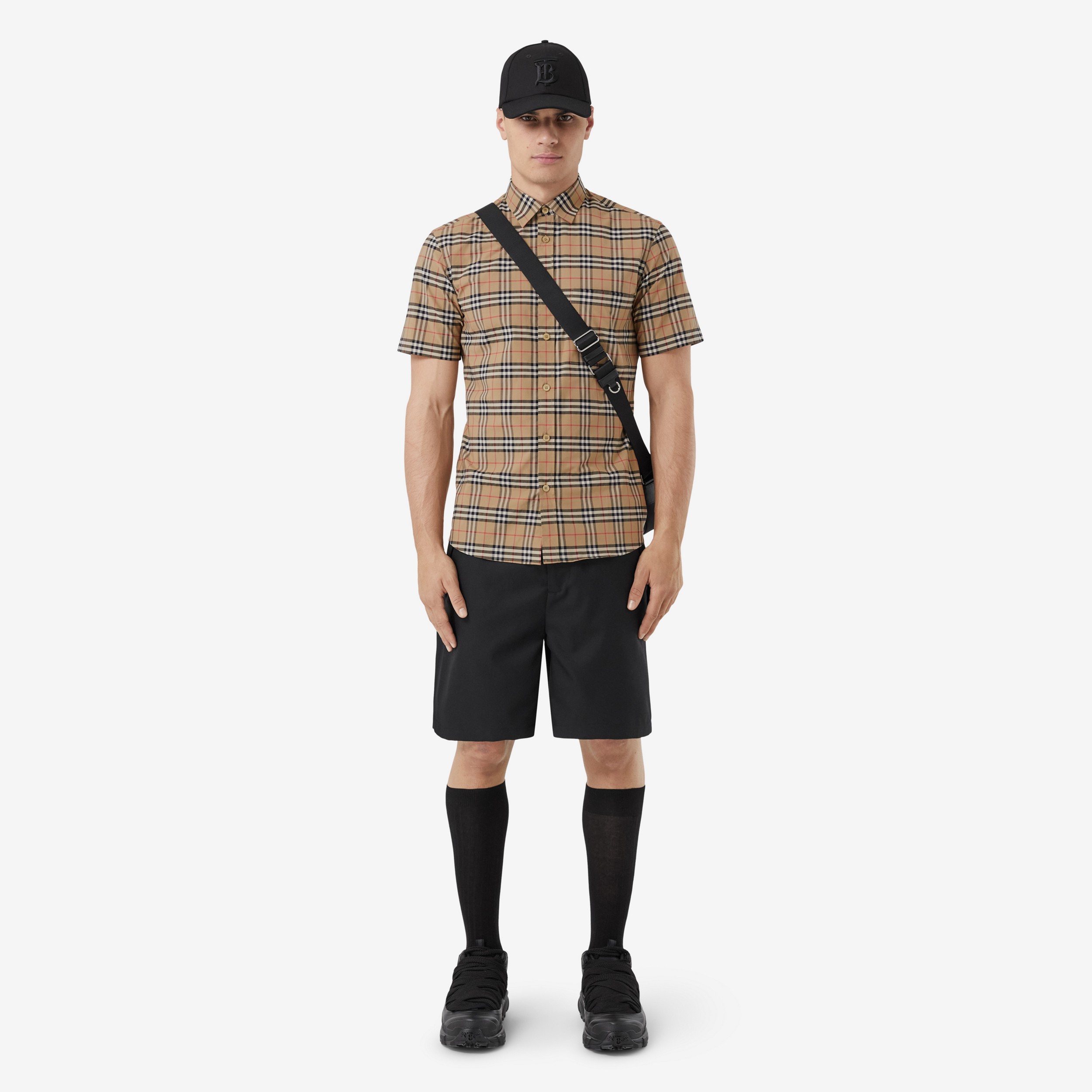 Camisa xadrez de algodão stretch com mangas curtas (Bege Clássico) - Homens | Burberry® oficial - 2