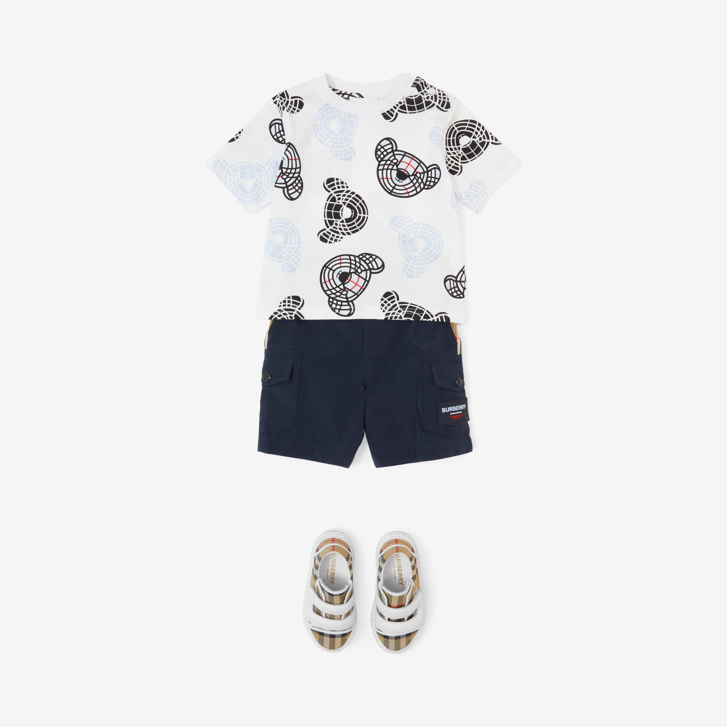 Vintage Check Panel Cotton Blend Cargo Shorts in Deep Charcoal Blue - Children | Burberry® Official - 3