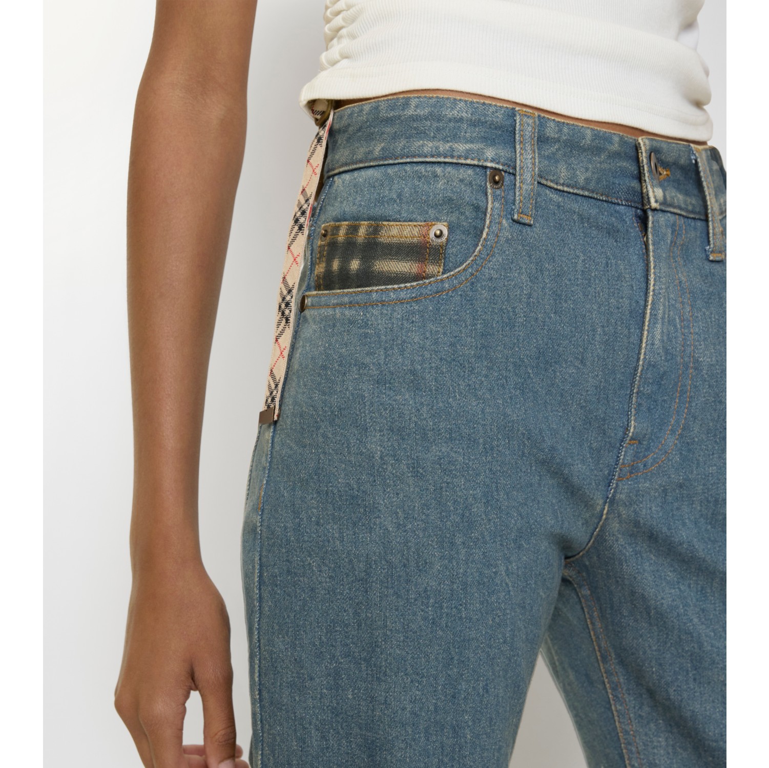 Mid-rise Straight Jeans in Mid blue - Women, Cotton | Burberry