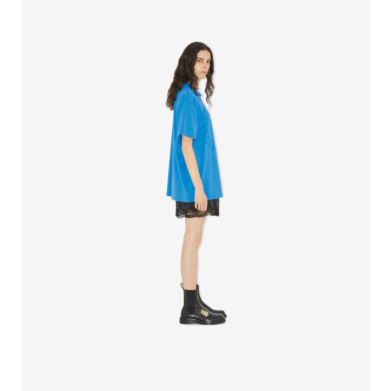Oak Leaf Crest Cotton Oversized T-shirt in Vivid Blue - Women | Burberry® Official