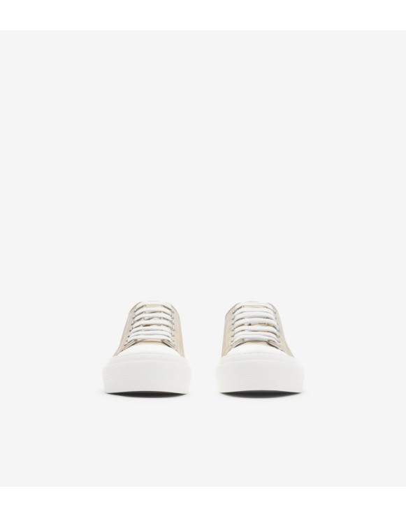 スニーカー BURBERRY Women Sneakers 8109190A1462 WHITE Burberry Matrix sneakers for Women - White in UAE | Level Shoes