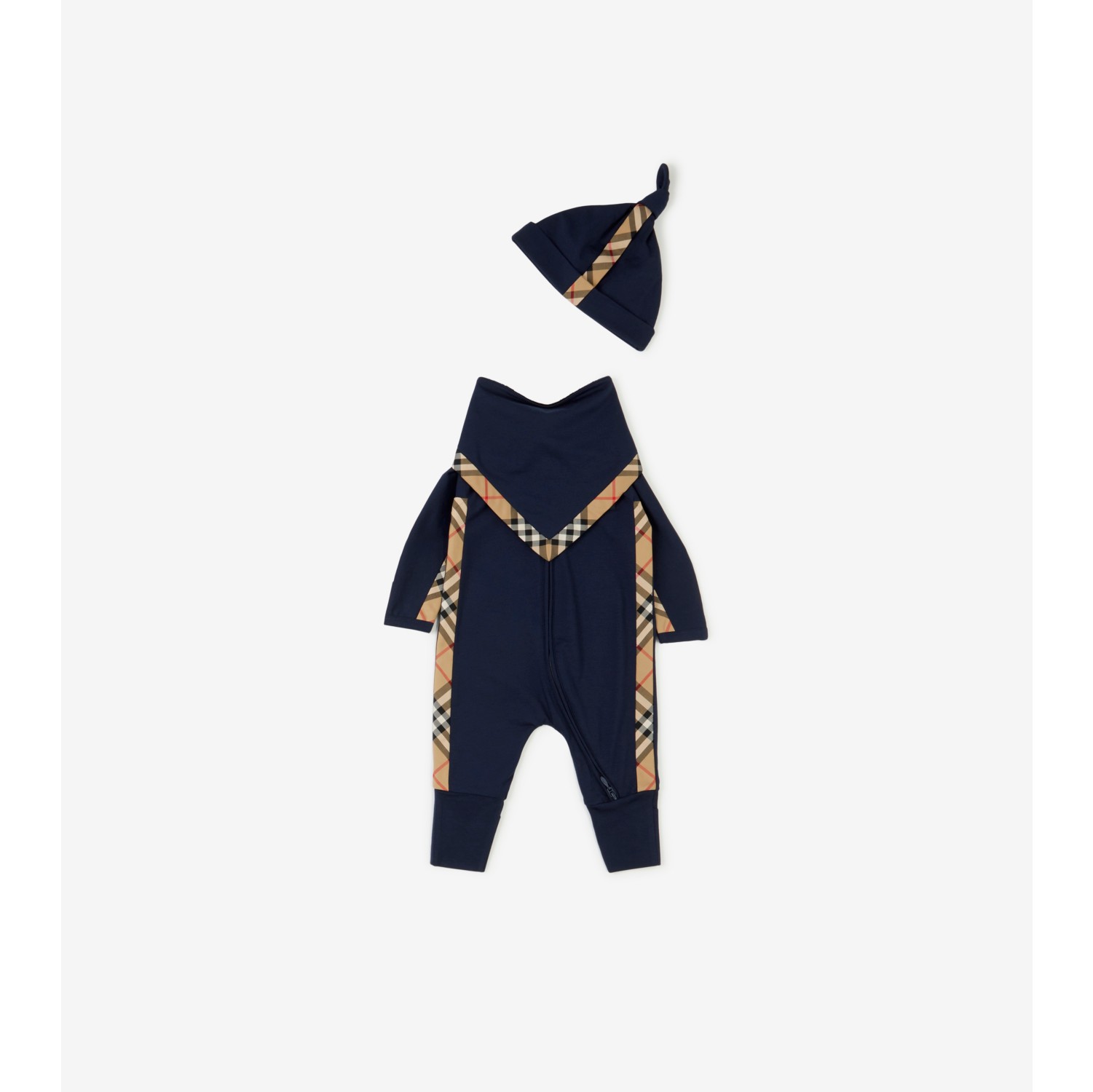 Burberry baby hot sale gift