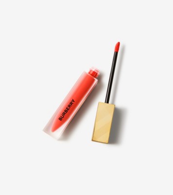 AECC35BE-F183-4C50-A6C2-