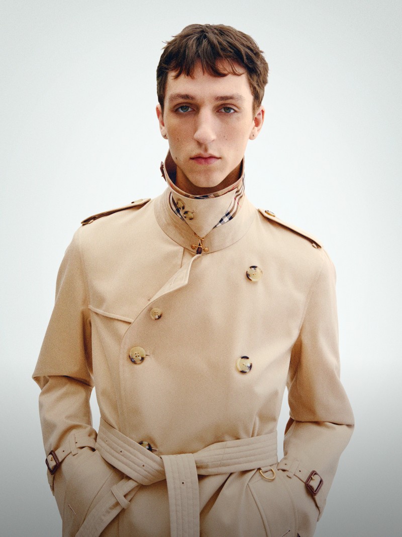 Shot of Model wearing Burberry Kensington Trench Coat.
