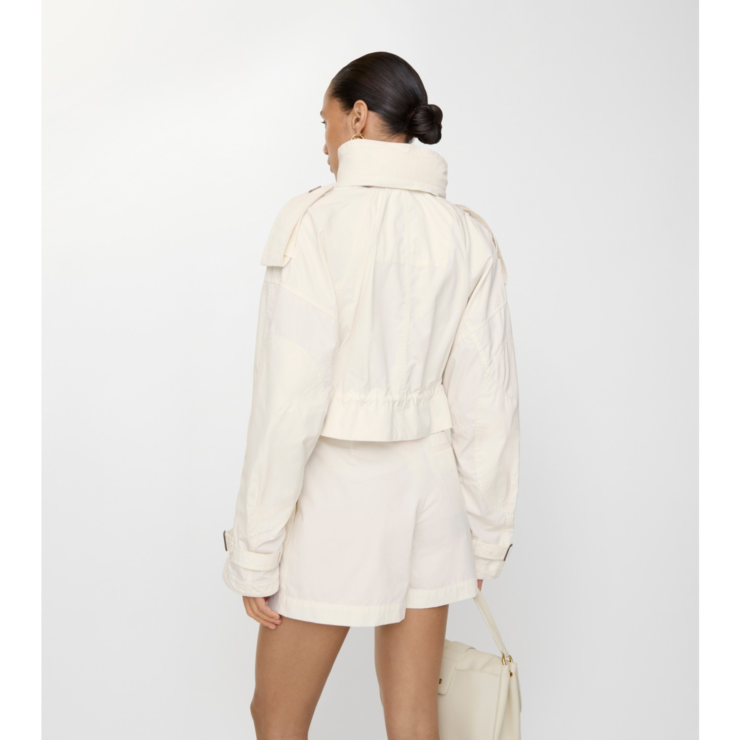 Cropped Lightweight Cotton Ladymoor Jacket​ in Seashell white - Women | Burberry® Official