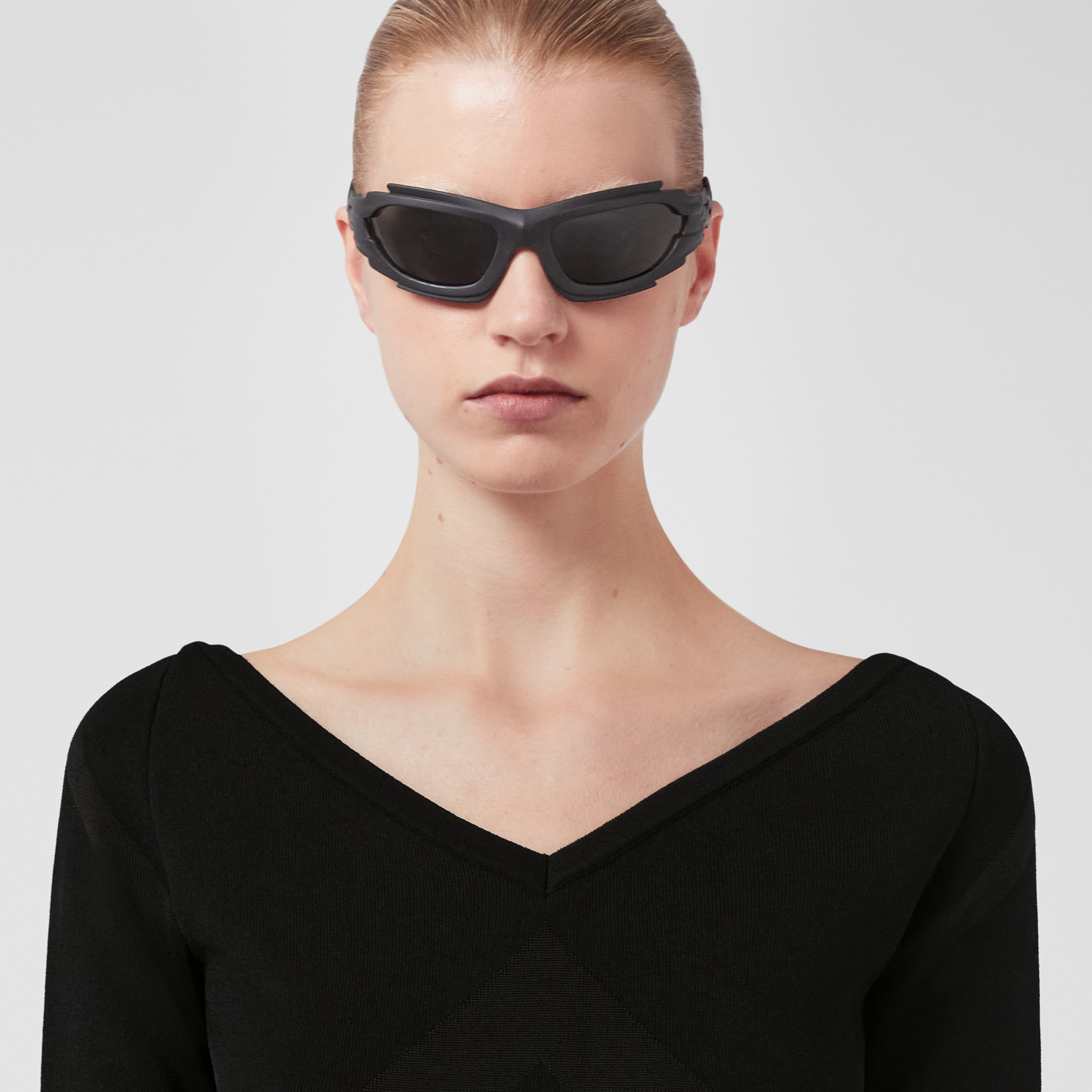 Vestido en mezcla de viscosa a cuadros estilo zigzag (Negro) - Mujer | Burberry® oficial - 2