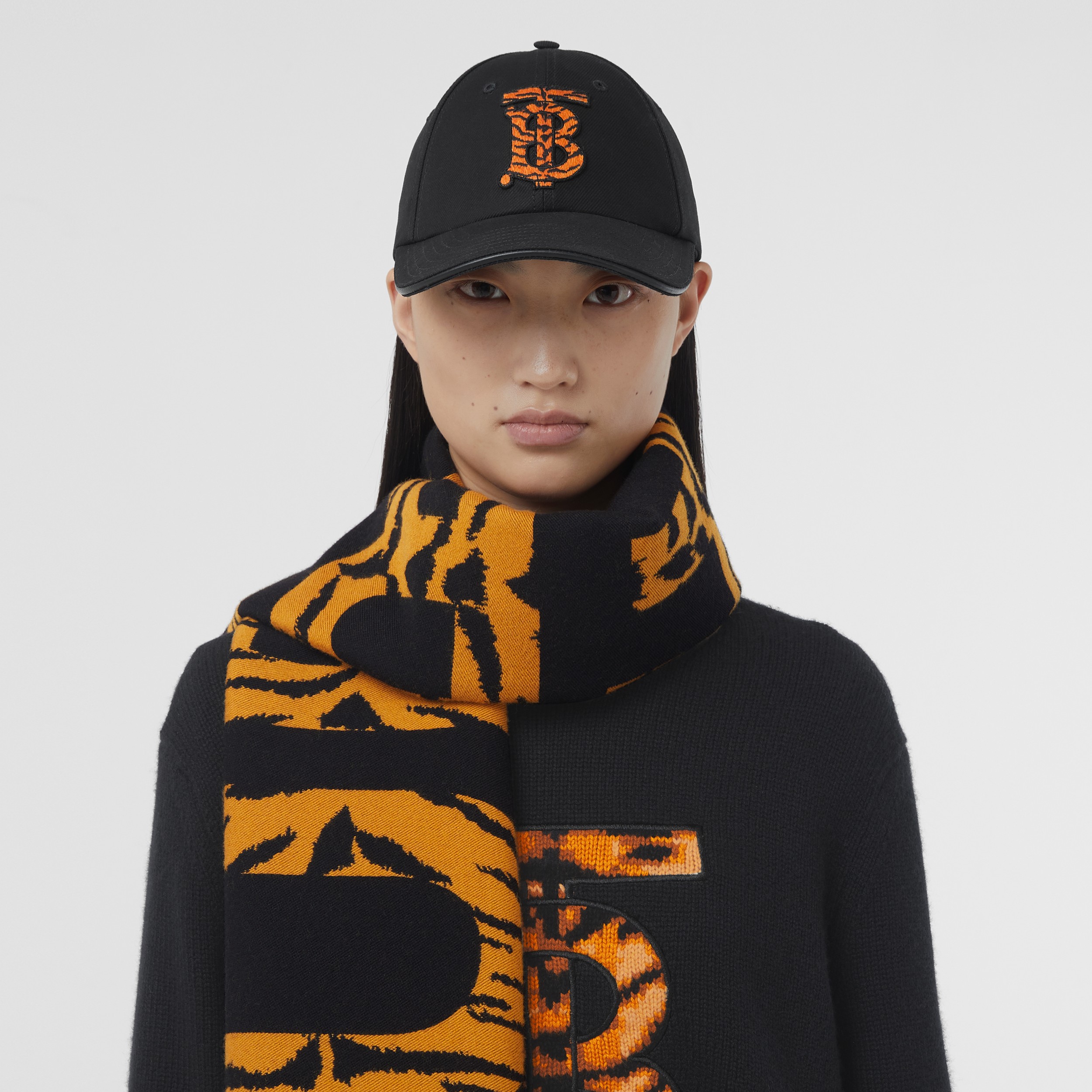 Tiger Striped Logo Wool Silk Jacquard Scarf in Black/orange | Burberry® Official - 3