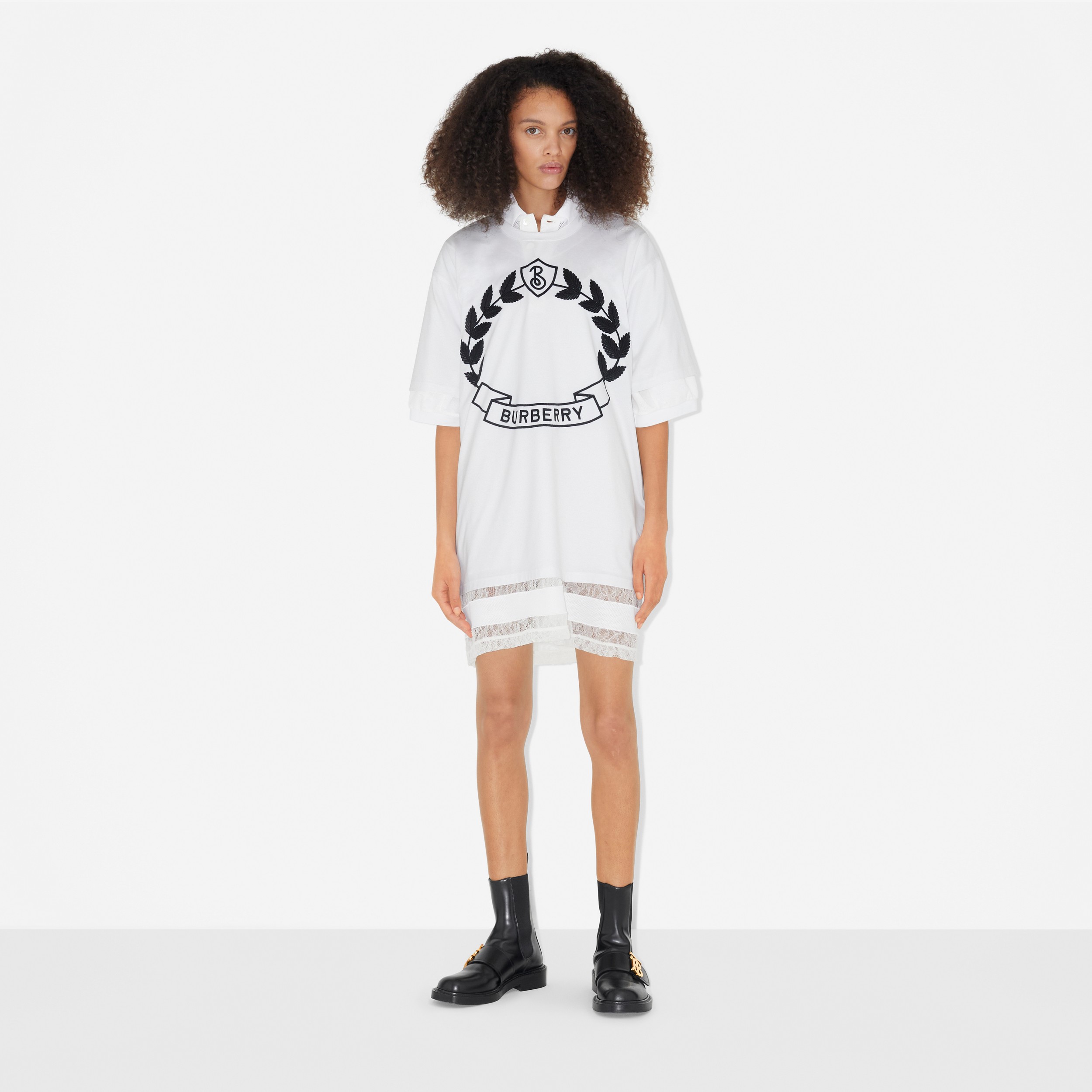 Oak Leaf Crest Cotton Oversized T-shirt in White - Women | Burberry® Official - 2
