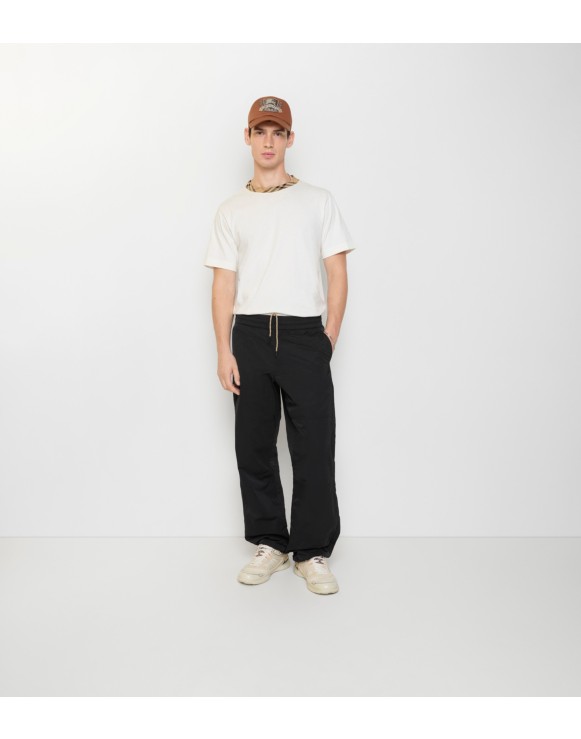 メンズパンツ＆ショートパンツ | Burberry® 公式サイト