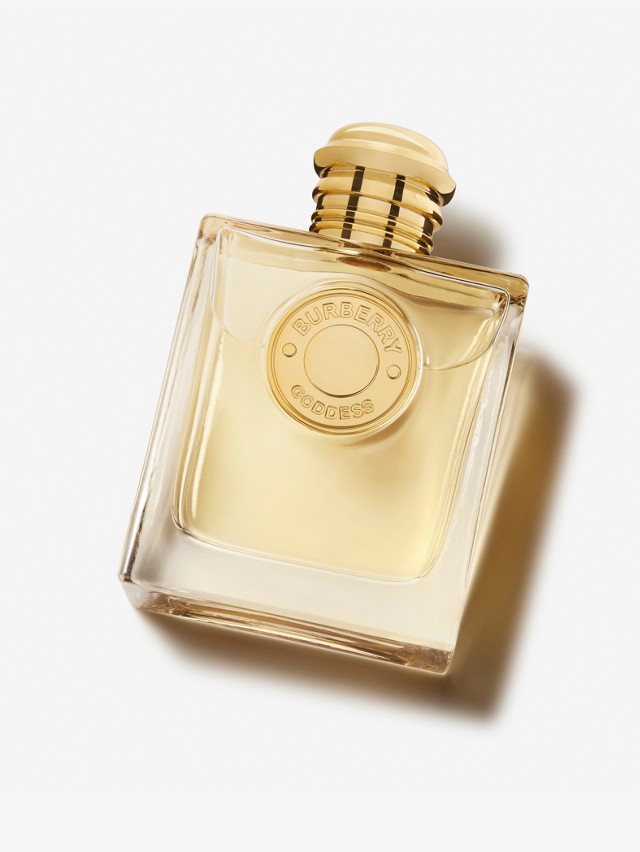 The 28 Best Perfumes for Women of 2023 (And All Time)