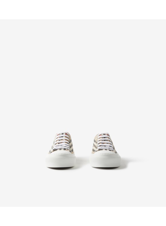 Burberry x converse outlet blancas