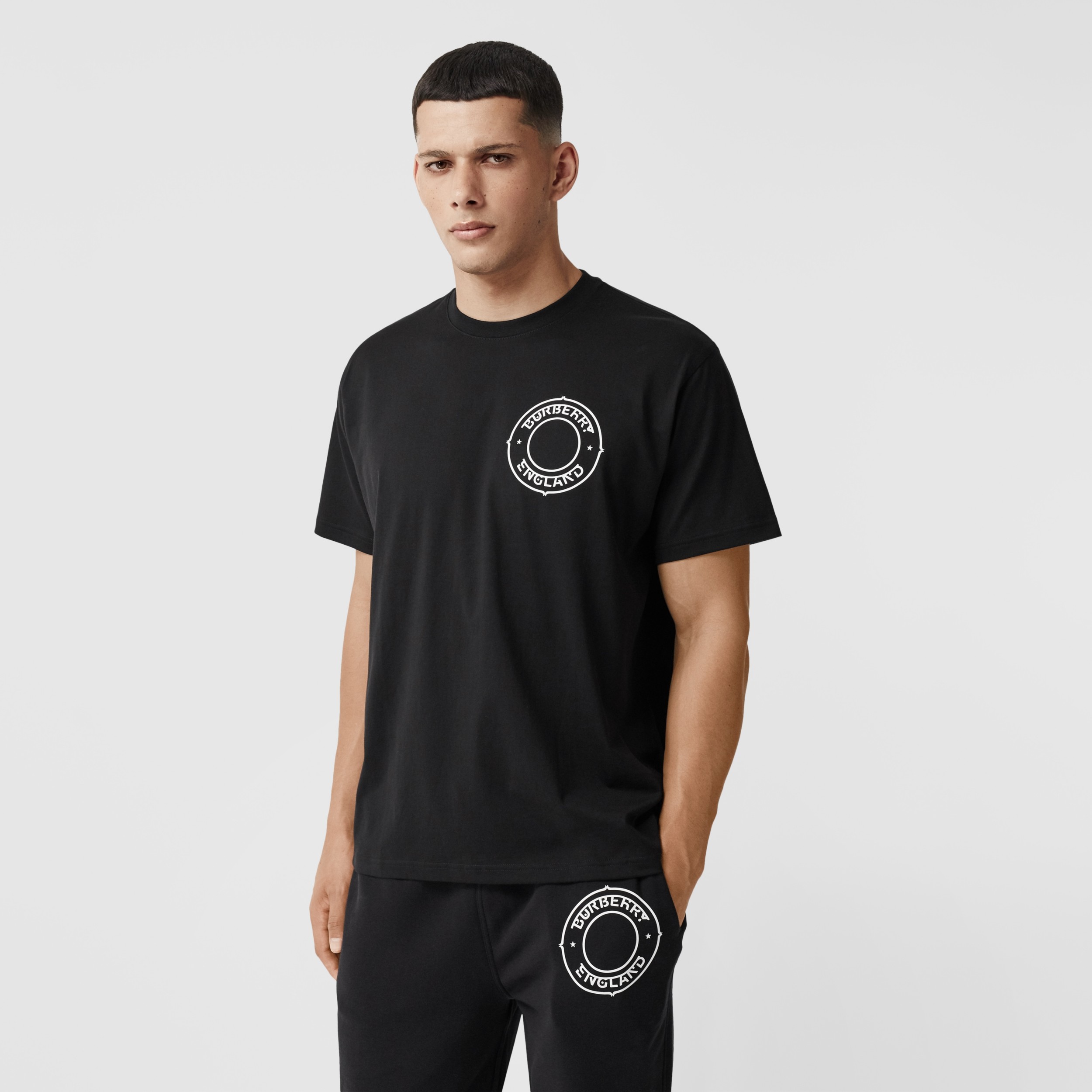 Logo Graphic Print Cotton Oversized T-shirt in Black - Men | Burberry ...