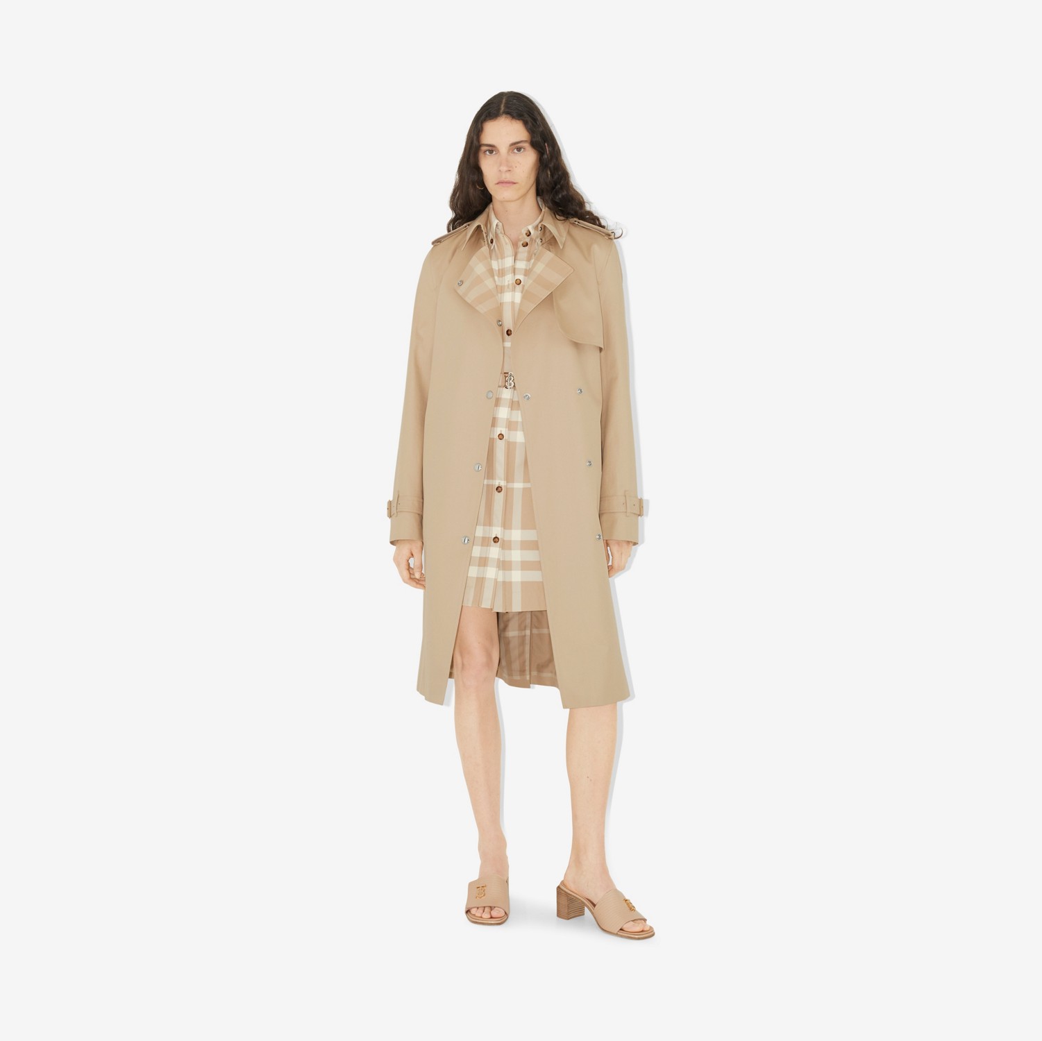 Trench coat de gabardine de algodão com recorte xadrez (Fulvo Suave) - Mulheres | Burberry® oficial
