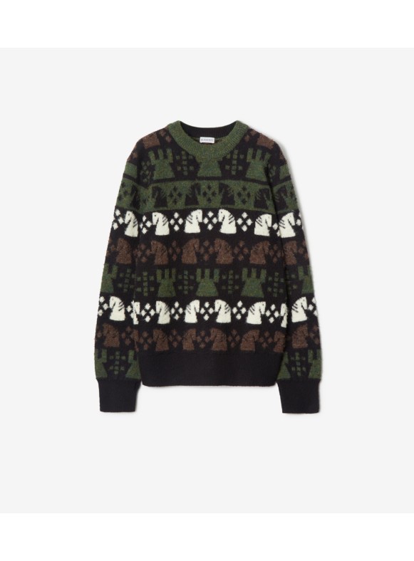 Burberry store christmas jumper