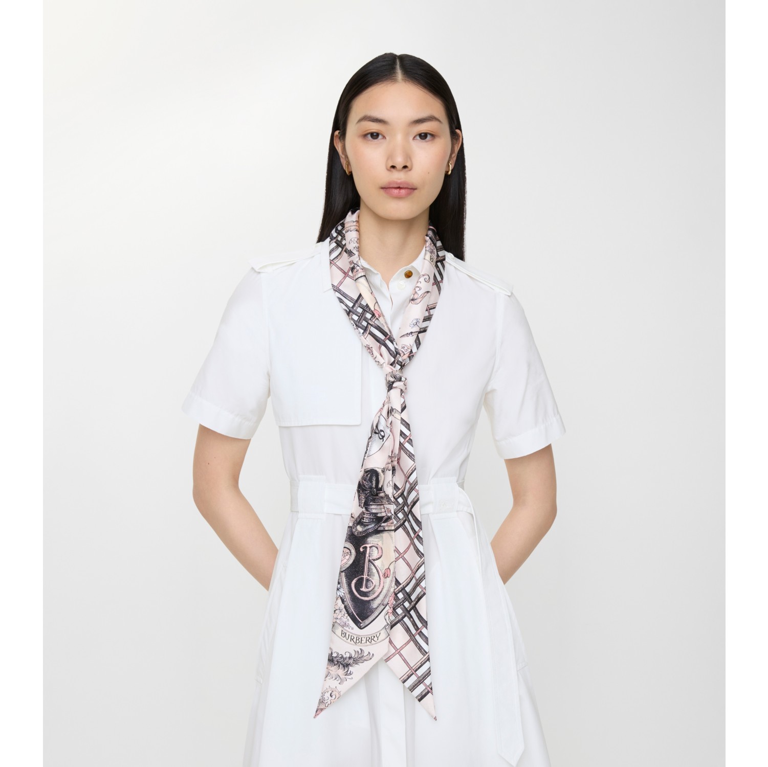 Pañuelo estrecho reversible en seda con Etched Knight