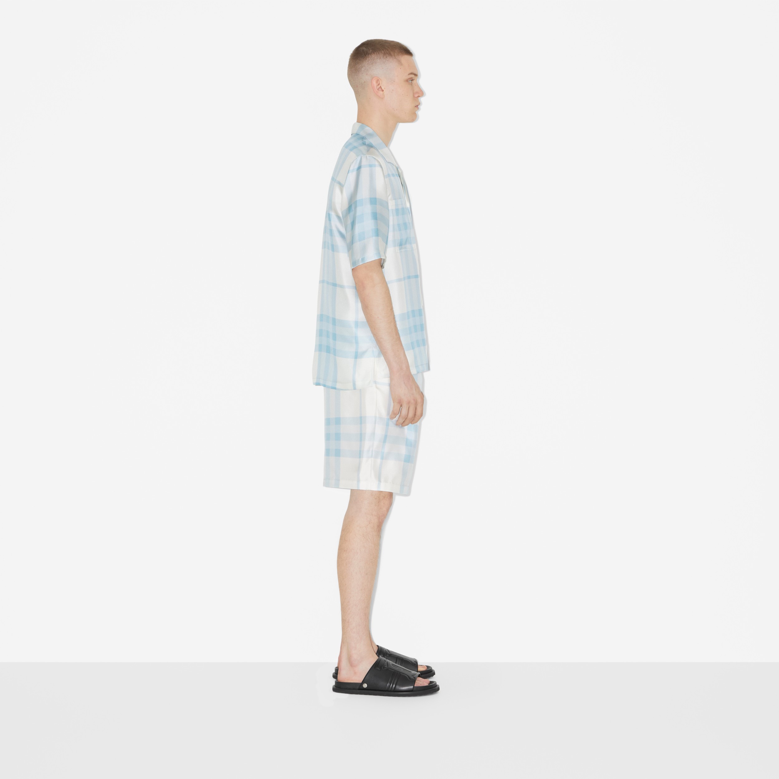 Chemise à manches courtes en soie Check (Bleu Ciel Pâle) - Homme | Site officiel Burberry® - 3