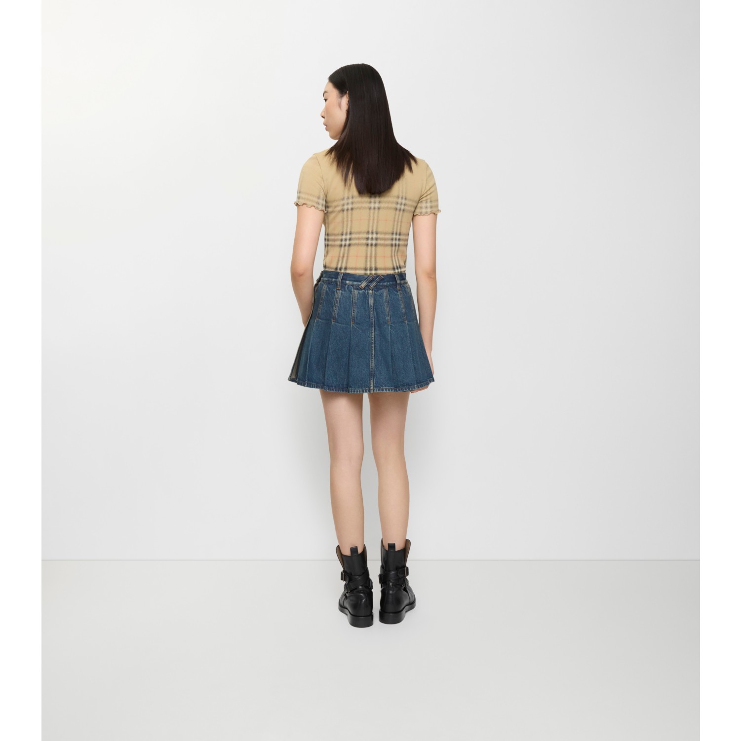 BURBERRY デニムミニスカート Pleated Denim Mini Skirt in Mid blue - Women | Burberry® Official