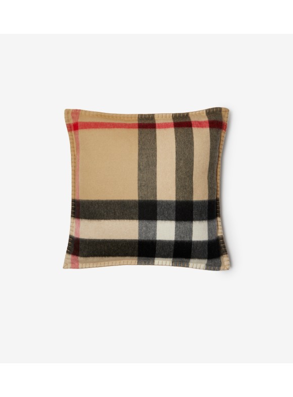 Burberry store home collection