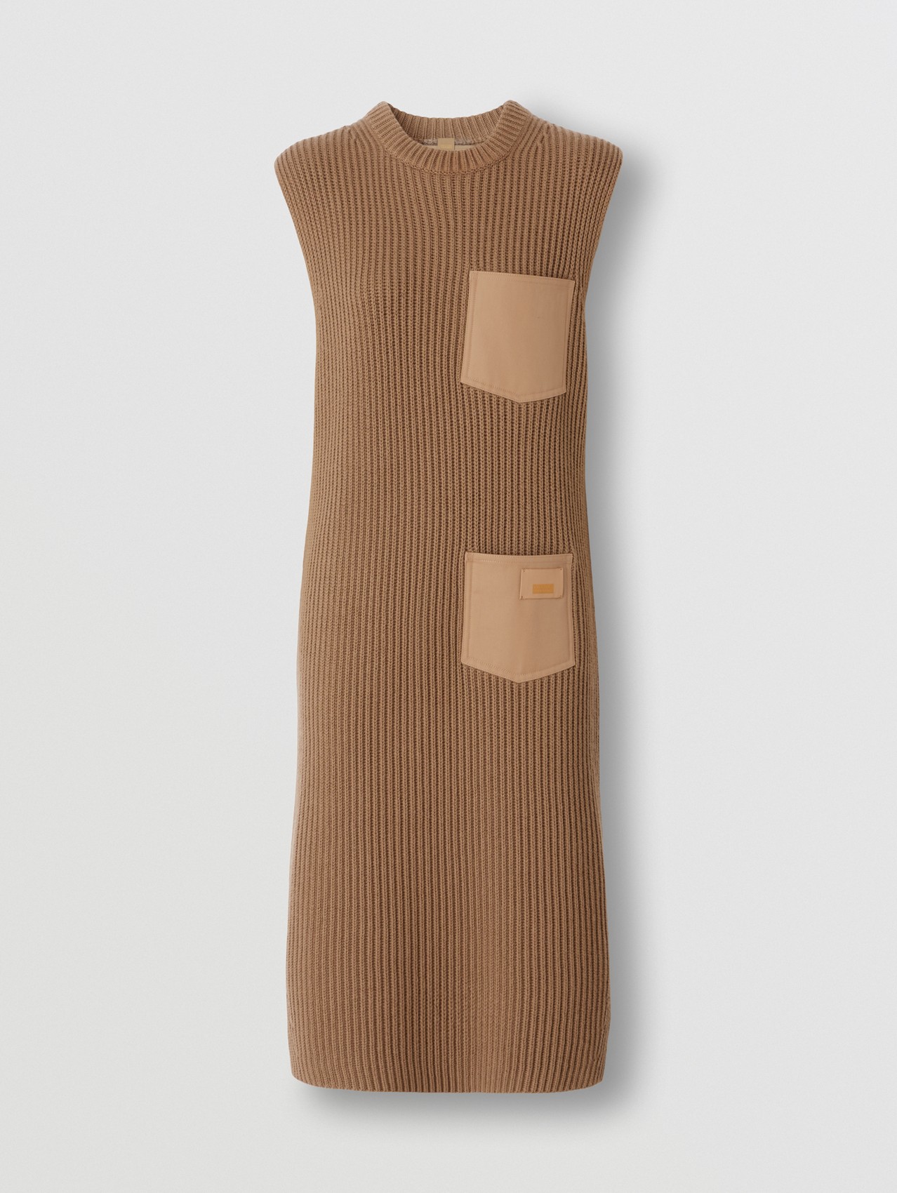 Kaschmir-Baumwoll-Kleid im Rippstrick mit Logo-Applikation (Camelfarben)