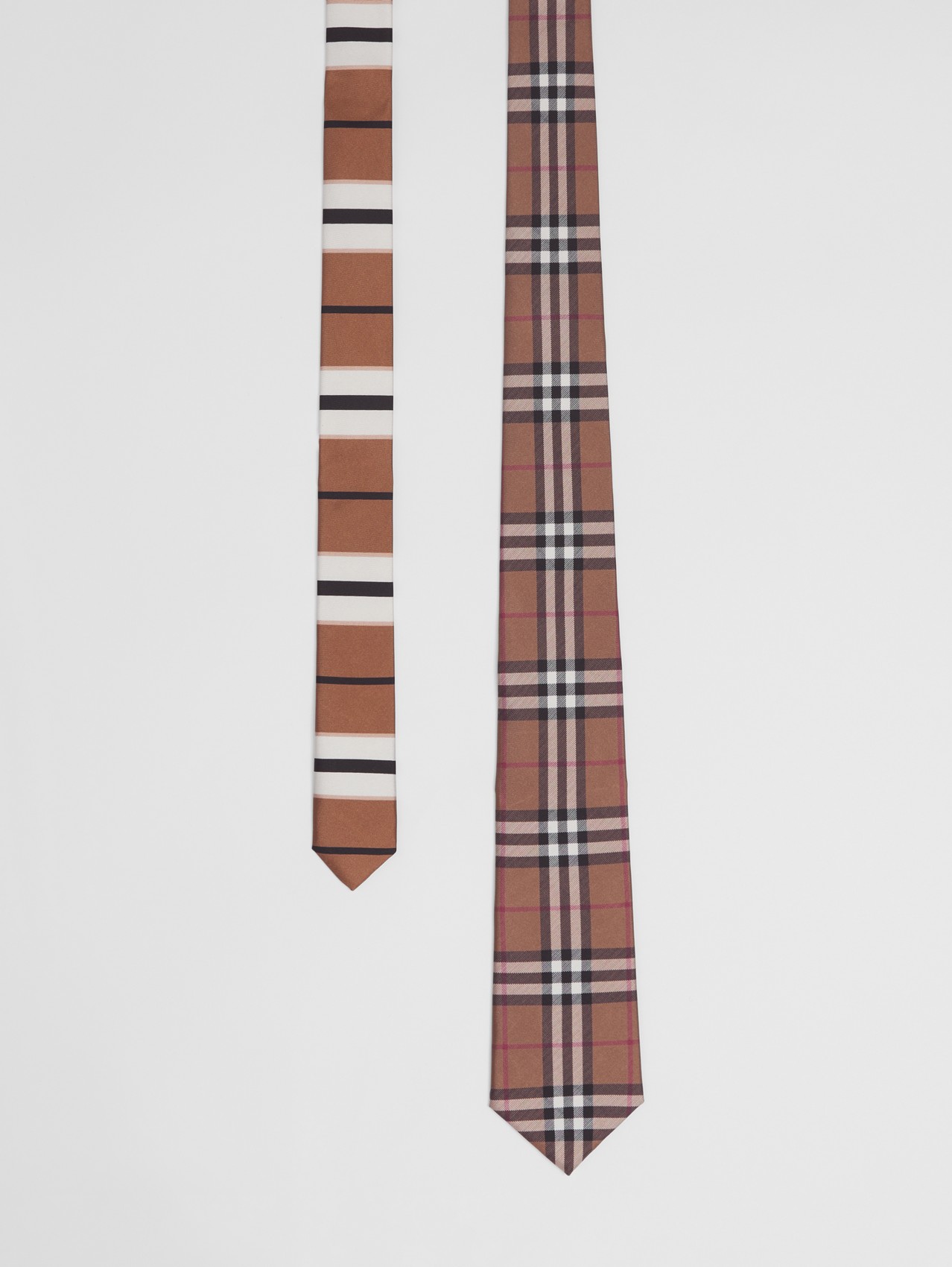 Corbata de pala clásica en seda a cuadros (Marrón Abedul)