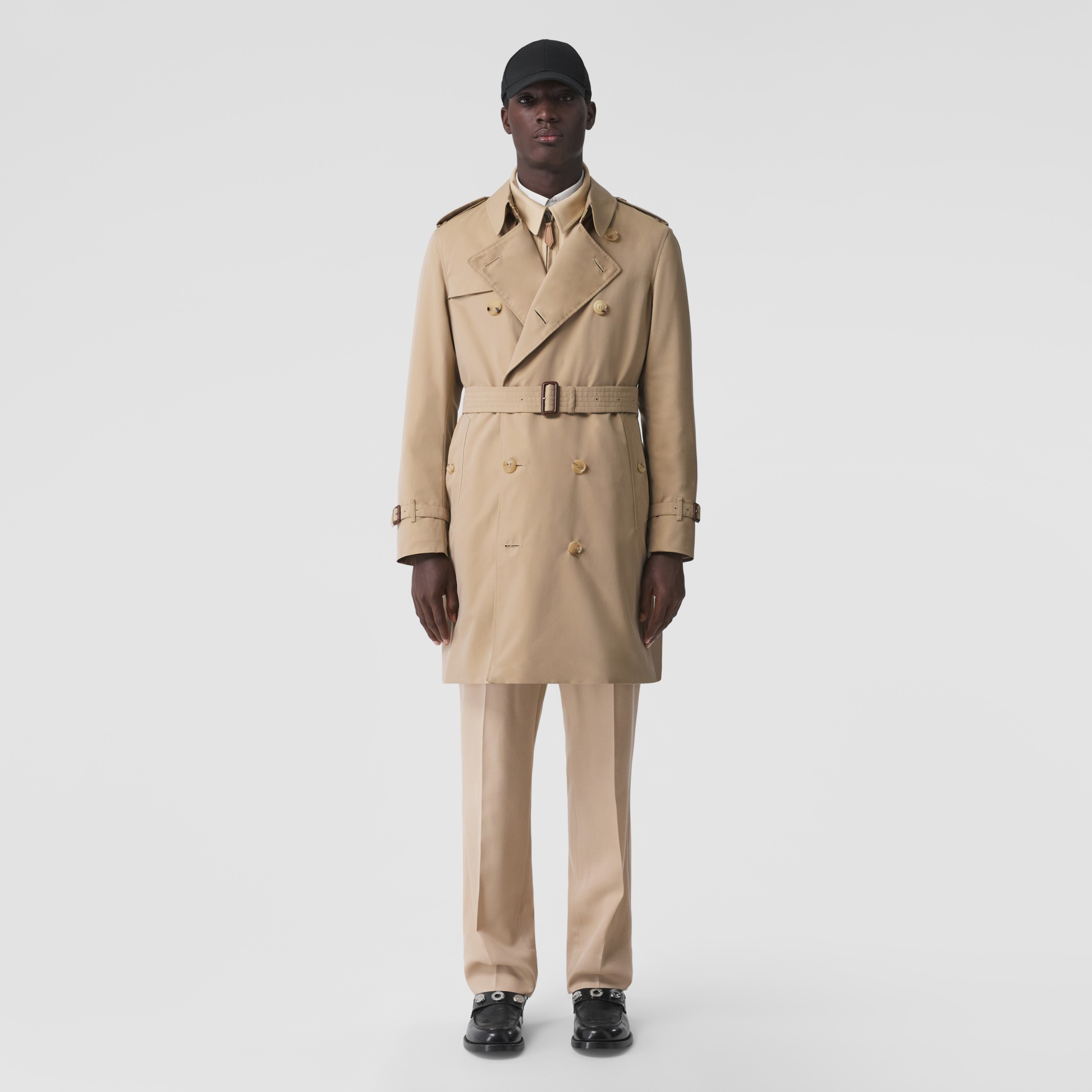 Burberry The Mid-Length Chelsea Heritage Trench Coat , Size: 50, Beige