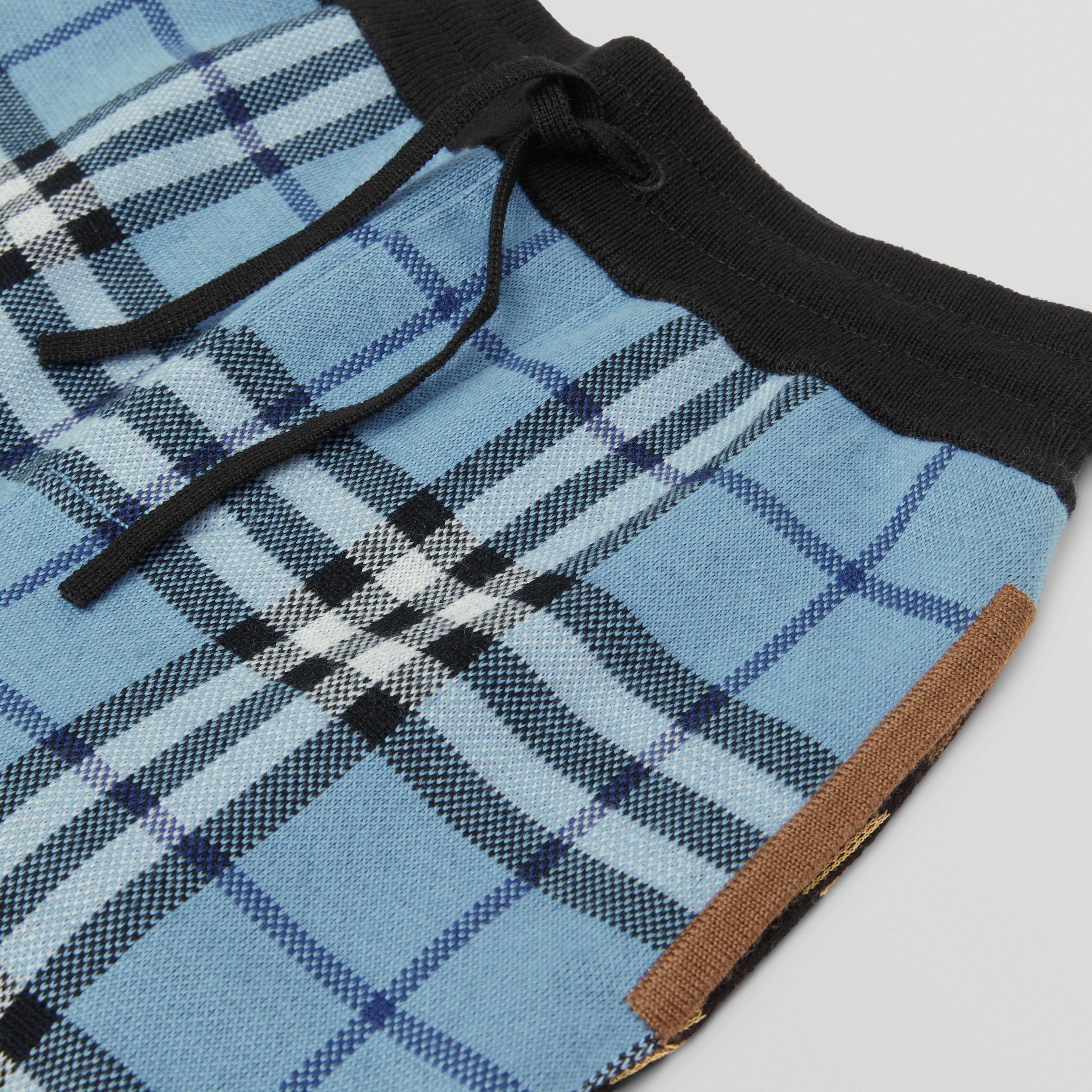 Contrast Check Wool Cotton Blend Shorts in Blue | Burberry® Official - 2