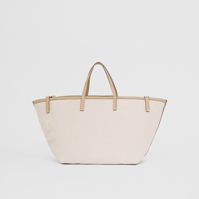 burberry summer tote