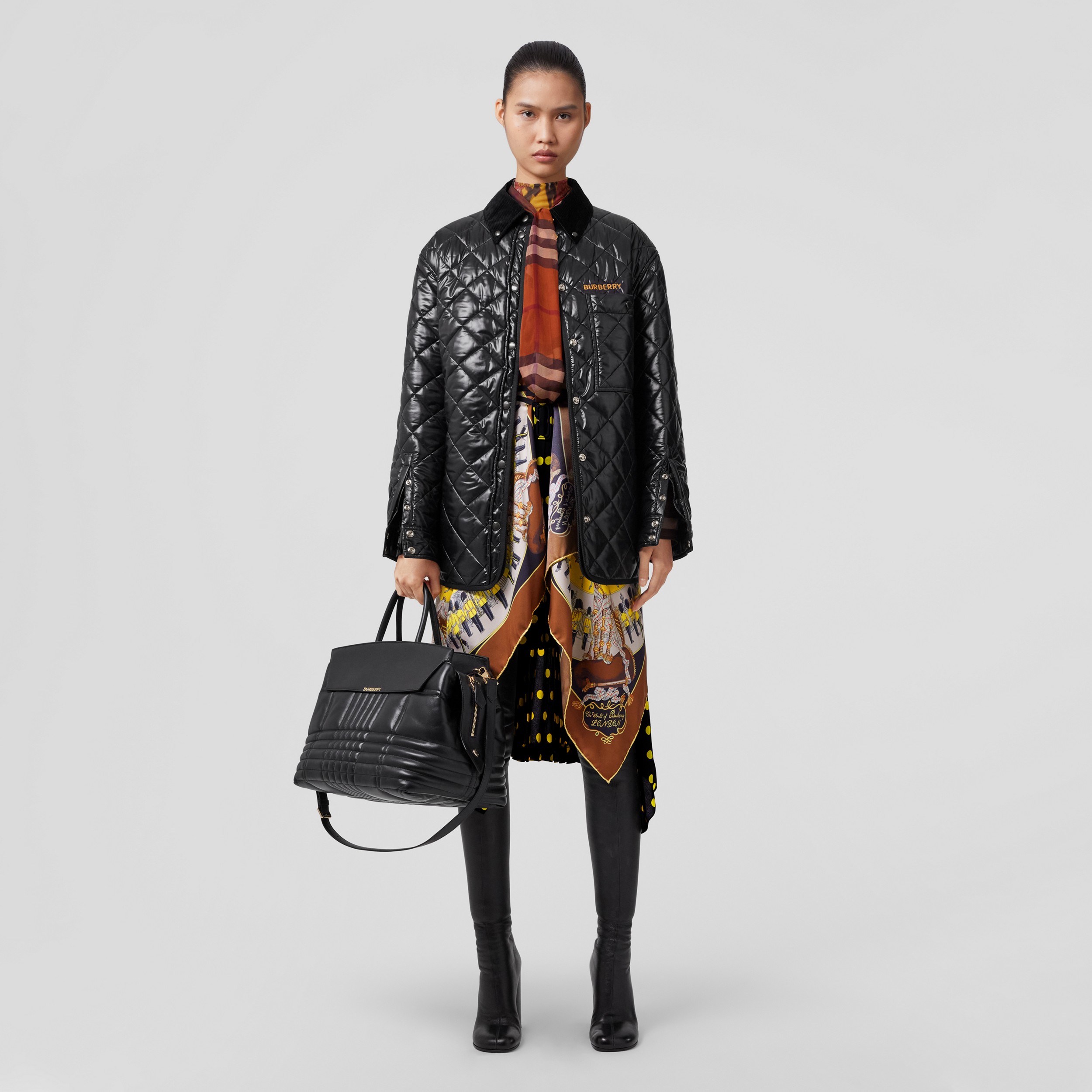 코듀로이 칼라 다이아몬드 퀼팅 재킷 (블랙) - 여성 | Burberry® - 1