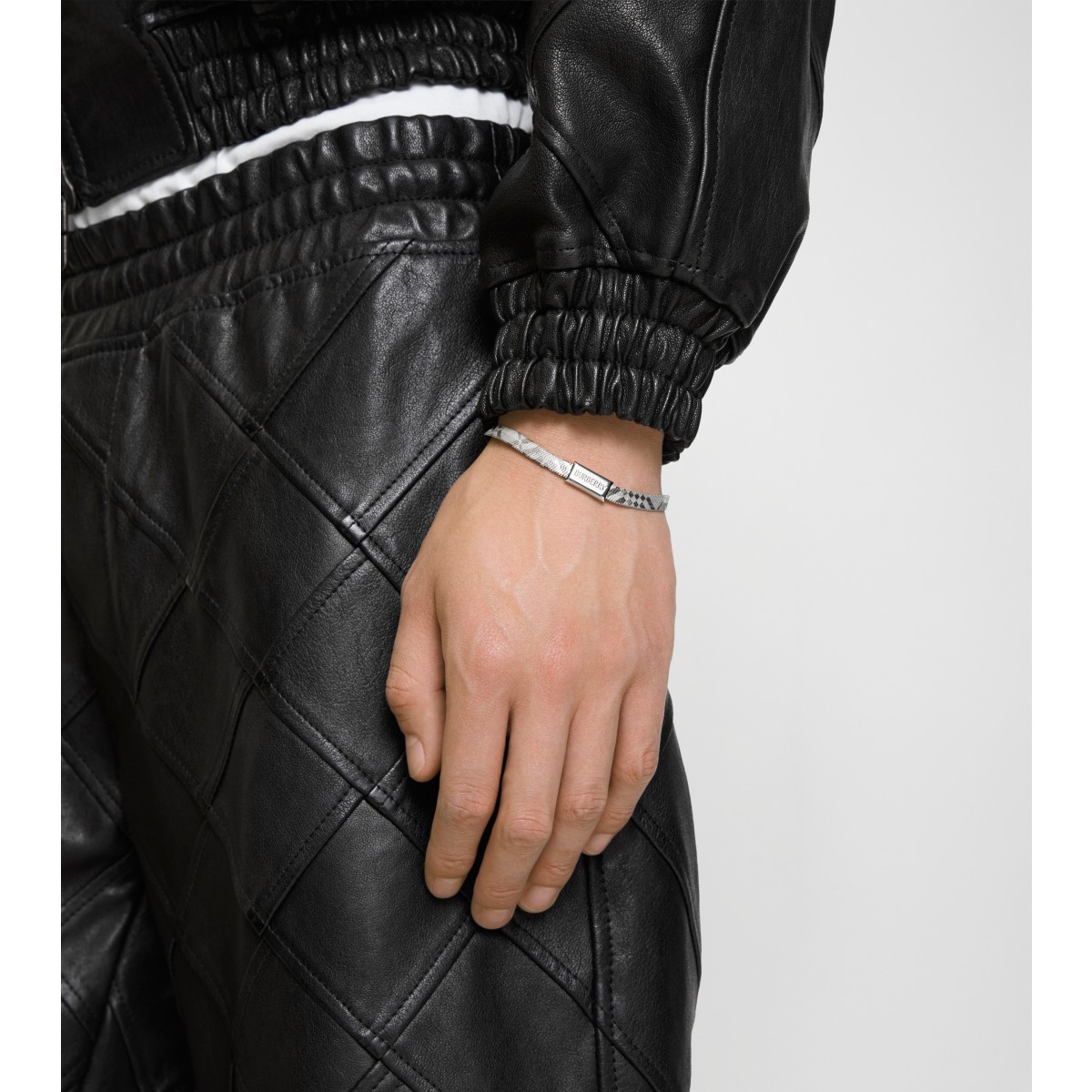  Check Engraved Bracelet​