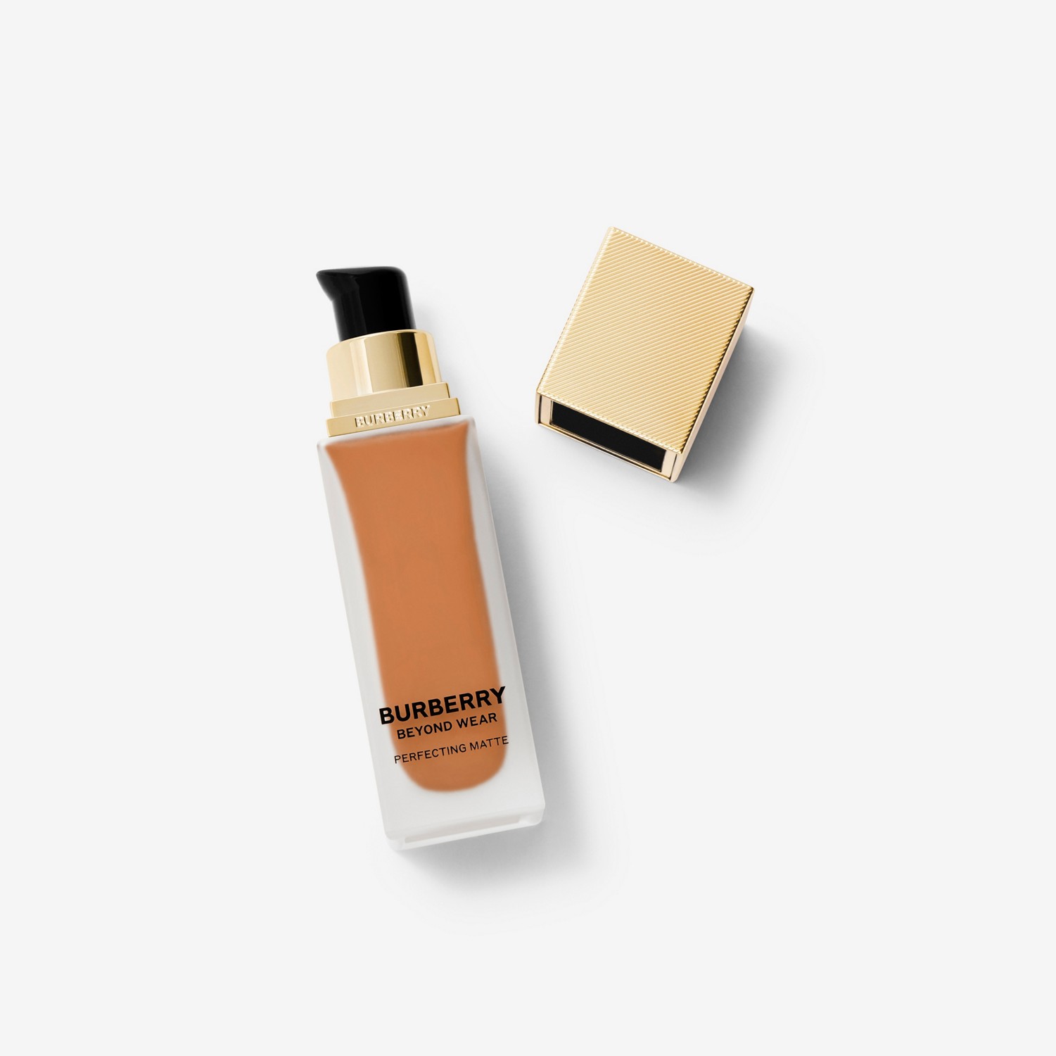 Beyond Wear Perfecting Matte Foundation – 100 Medium-Deep Neutral - Mujer | Burberry® oficial