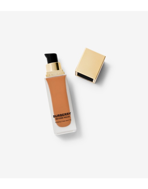 Beyond Wear Perfecting Matte Foundation – 100 Medium-Deep Neutral