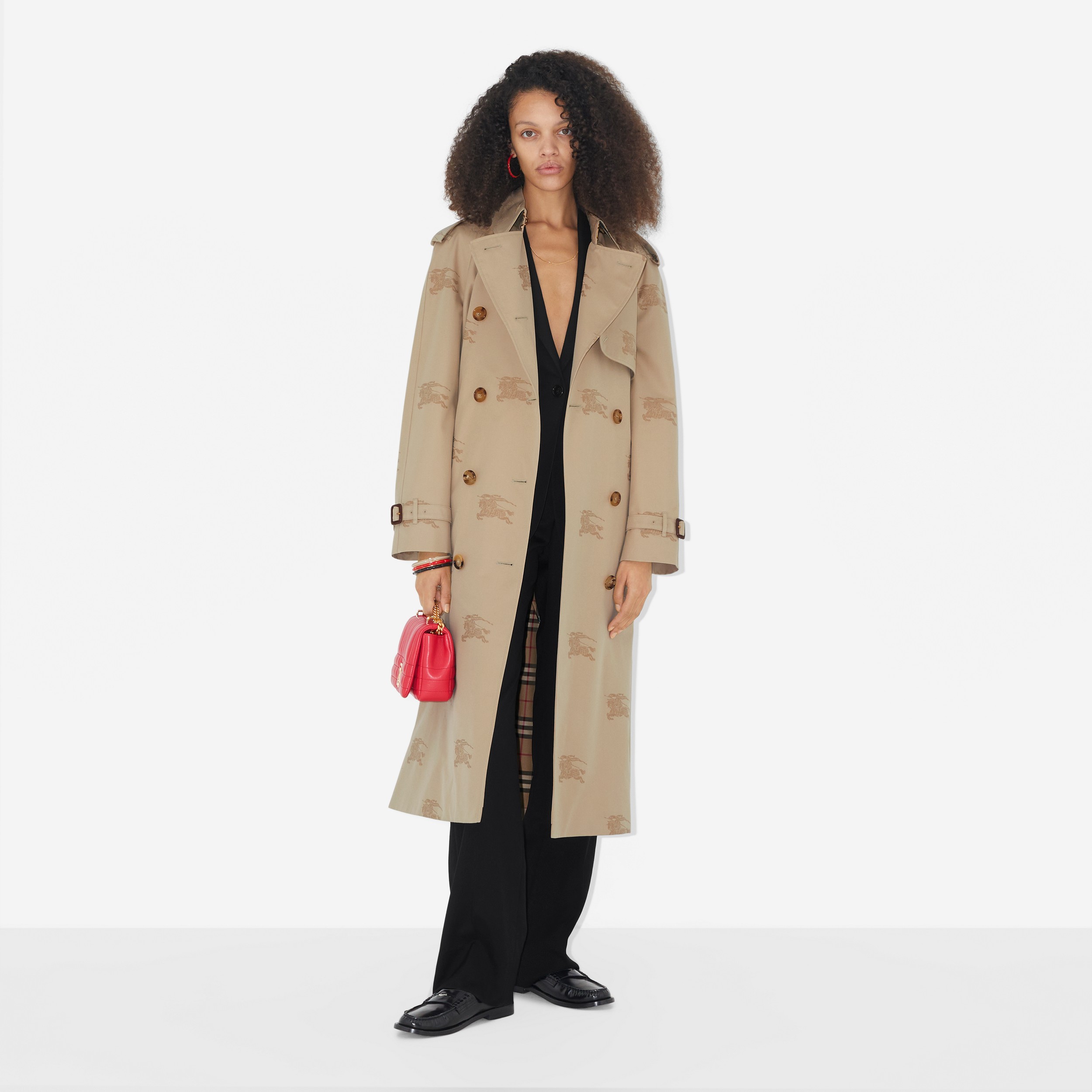 Trench coat en algodón de gabardina con emblemas Equestrian Knight (Rosa Beige Suave) - Mujer | Burberry® oficial - 2