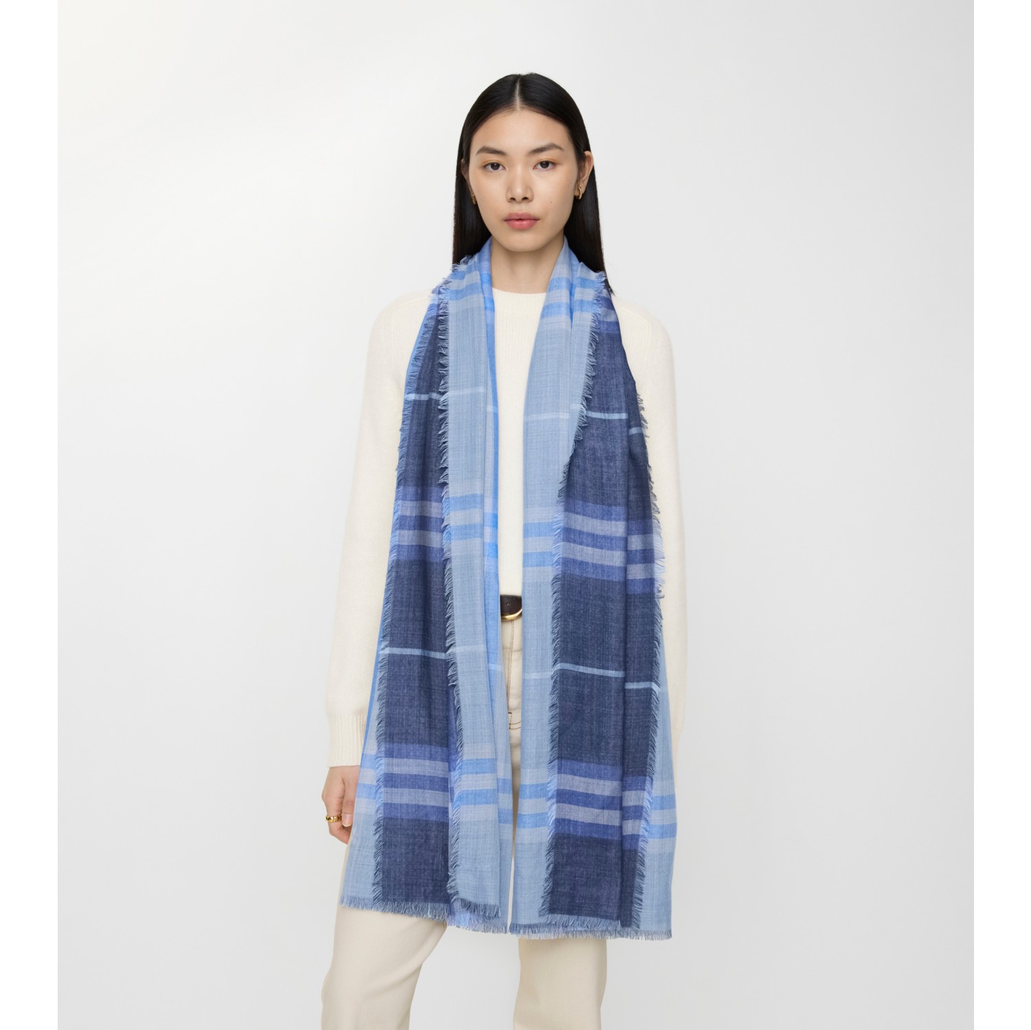 Reversible Check Wool Silk Scarf in Dive blue/torrent blue | Burberry® Official