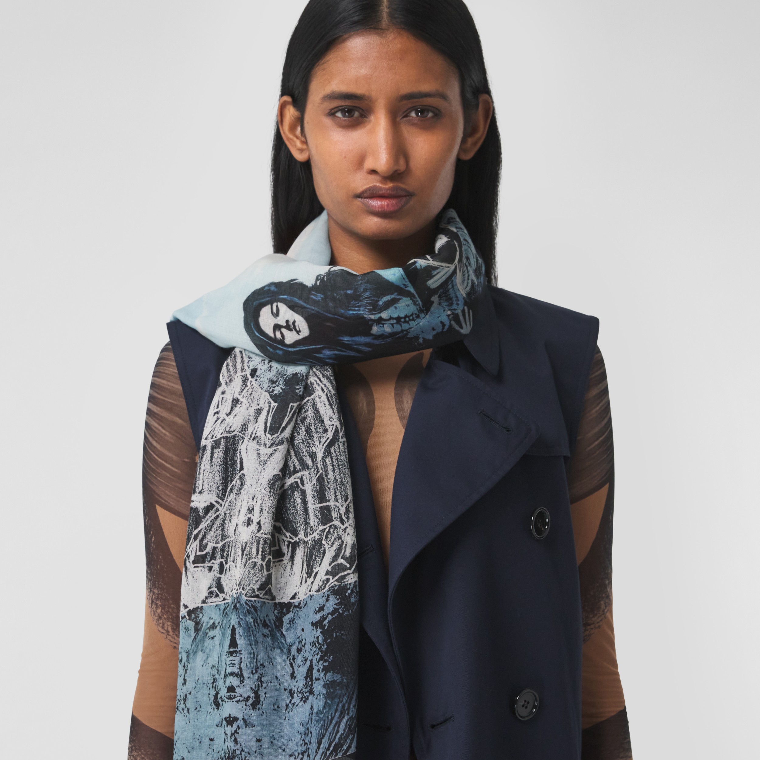 Lightweight Mermaid Print Silk Wool Scarf in Vivid Cobalt Burberry