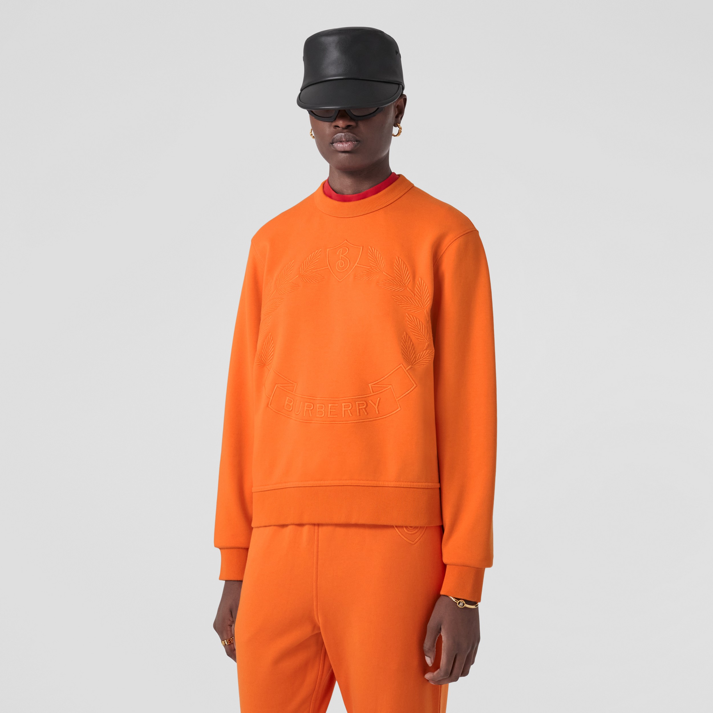 Sweat-shirt en coton avec écusson feuille de chêne brodé (Orange Vif) - Femme | Site officiel Burberry® - 4