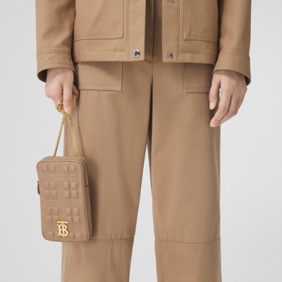 pochette avec sangle