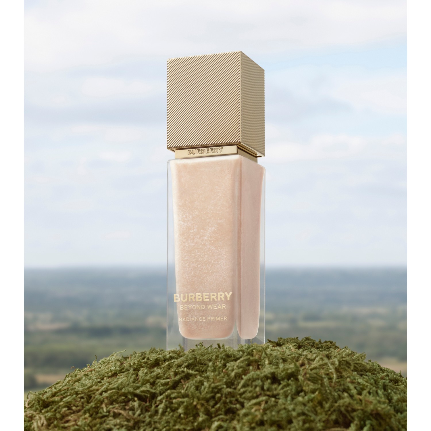 Beyond Wear Radiance Primer - thumbnail 2